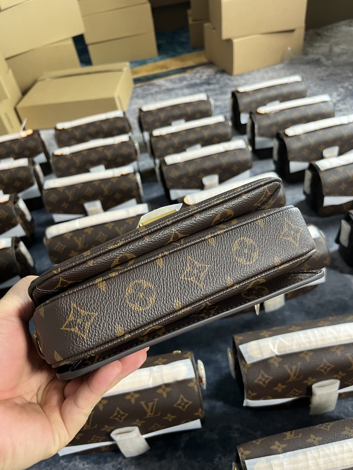 Shebag Super replica Louis Vuitton M46279 POCHETTE MÉTIS EAST WEST bag review (2025 May updated)-Best Quality Fake Louis Vuitton Bag Online Store, Replica designer bag ru