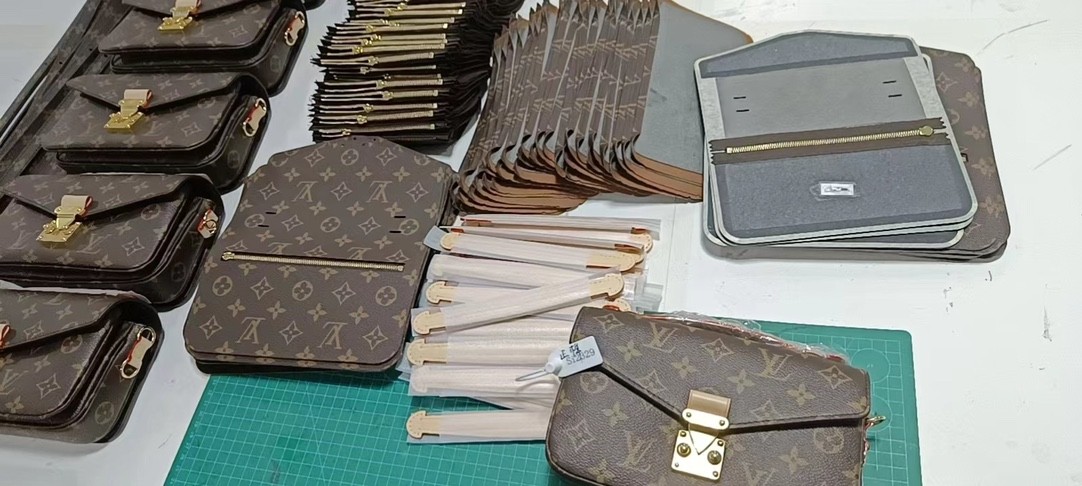 Shebag Super replica Louis Vuitton M46279 POCHETTE MÉTIS EAST WEST bag review (2025 May updated)-Best Quality Fake Louis Vuitton Bag Online Store, Replica designer bag ru