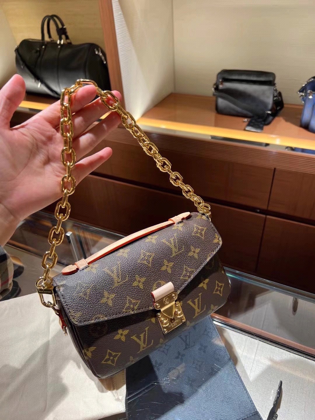 Shebag Super replica Louis Vuitton M46279 POCHETTE MÉTIS EAST WEST bag review (2025 May updated)-Best Quality Fake Louis Vuitton Bag Online Store, Replica designer bag ru