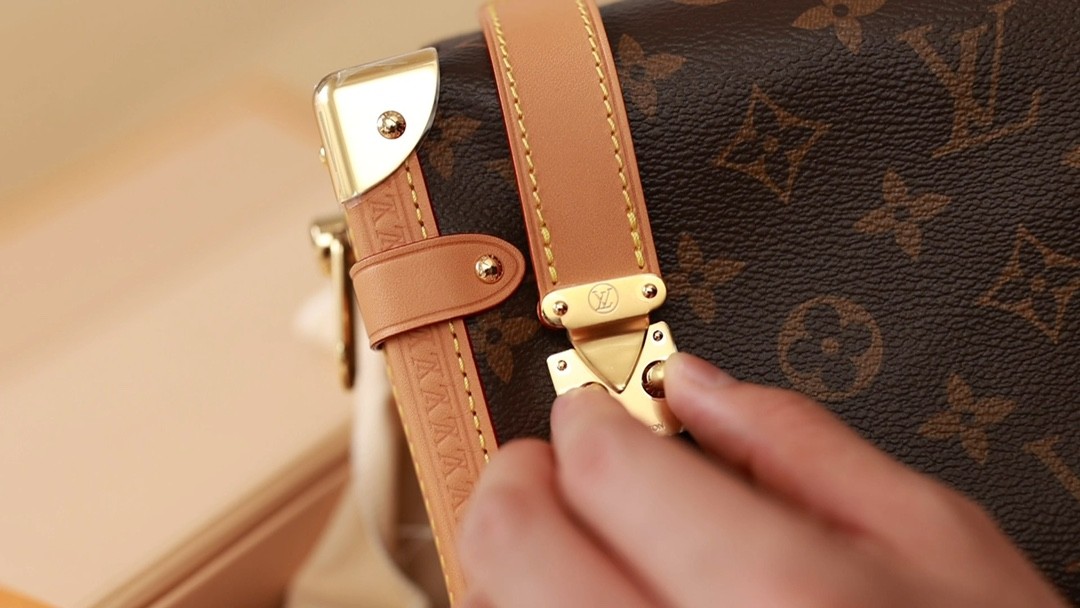 Shebag super replica Louis Vuitton M46358 SIDE TRUNK bag review(2025 May updated)-Best Quality Fake Louis Vuitton Bag Online Store, Replica designer bag ru
