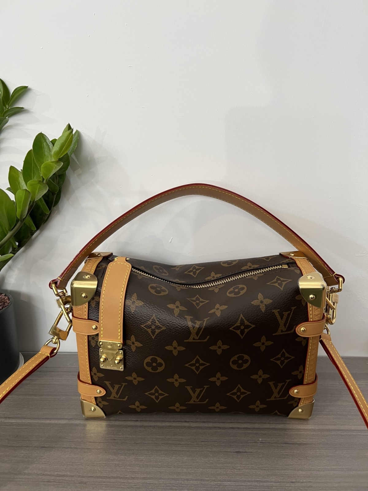Shebag super replica Louis Vuitton M46358 SIDE TRUNK bag review(2025 May updated)-Best Quality Fake Louis Vuitton Bag Online Store, Replica designer bag ru