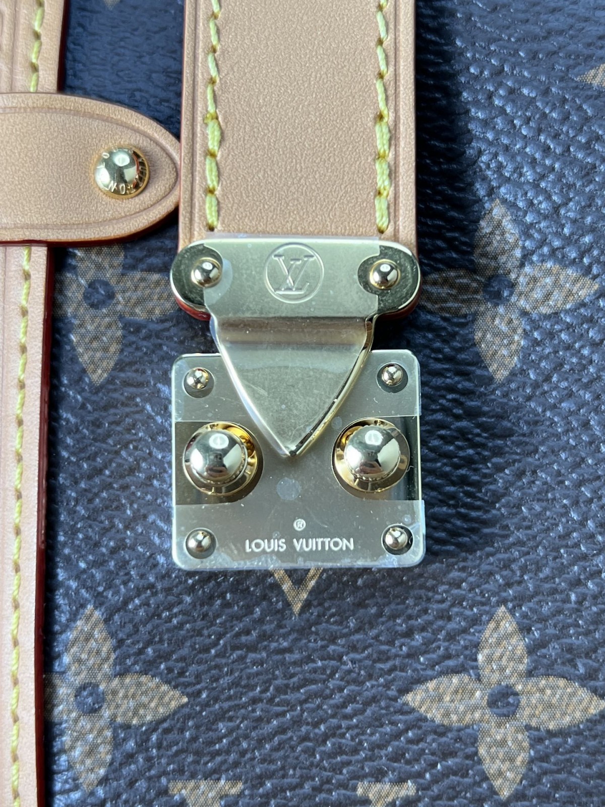 Shebag super replica Louis Vuitton M46358 SIDE TRUNK bag review(2025 May updated)-Best Quality Fake Louis Vuitton Bag Online Store, Replica designer bag ru