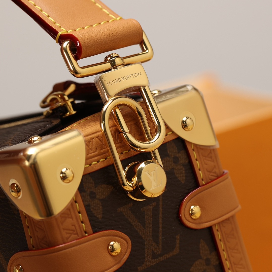 Shebag super replica Louis Vuitton M46358 SIDE TRUNK bag review(2025 May updated)-Best Quality Fake Louis Vuitton Bag Online Store, Replica designer bag ru