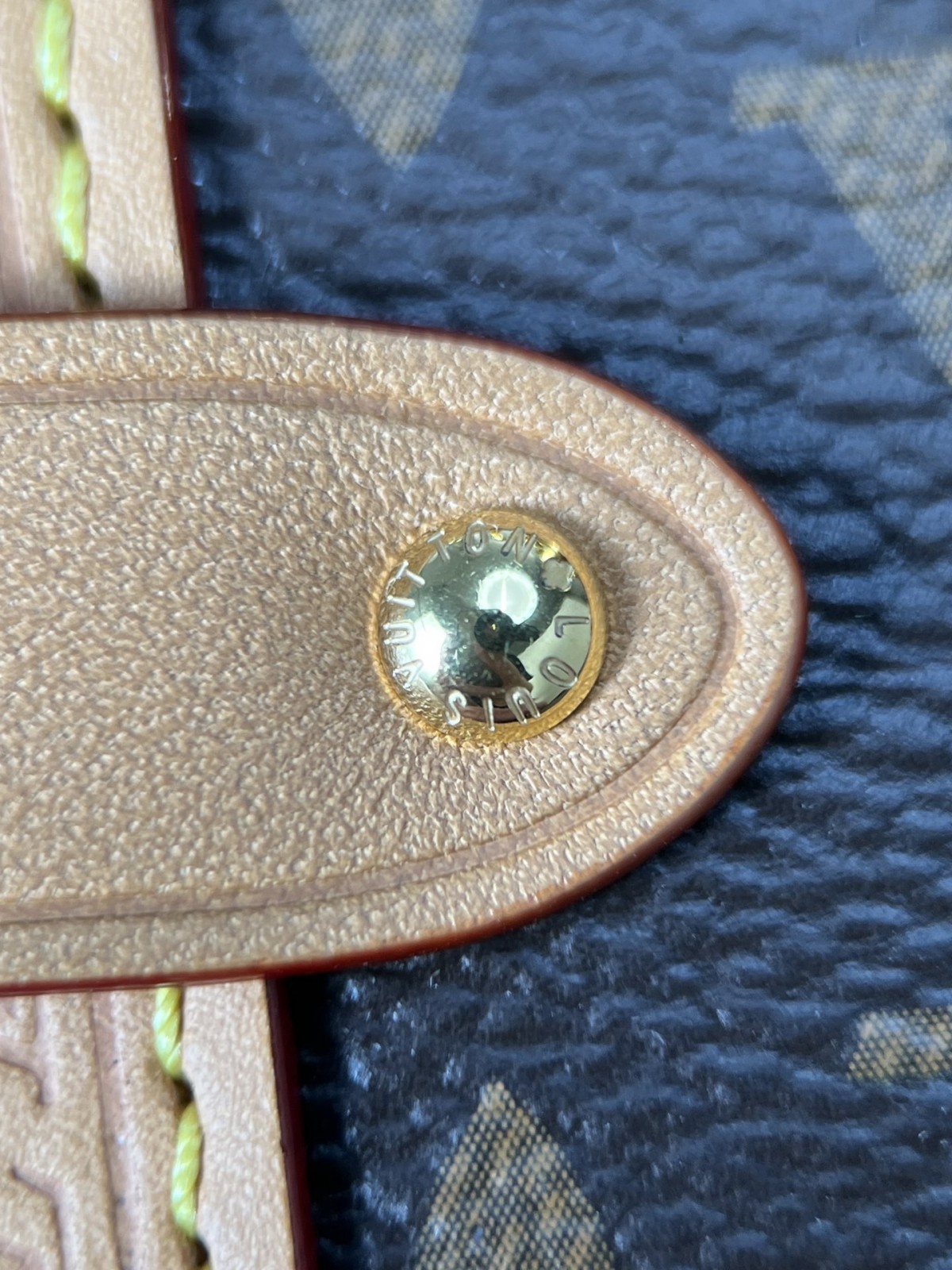 Shebag super replica Louis Vuitton M46358 SIDE TRUNK bag review(2025 May updated)-Best Quality Fake Louis Vuitton Bag Online Store, Replica designer bag ru
