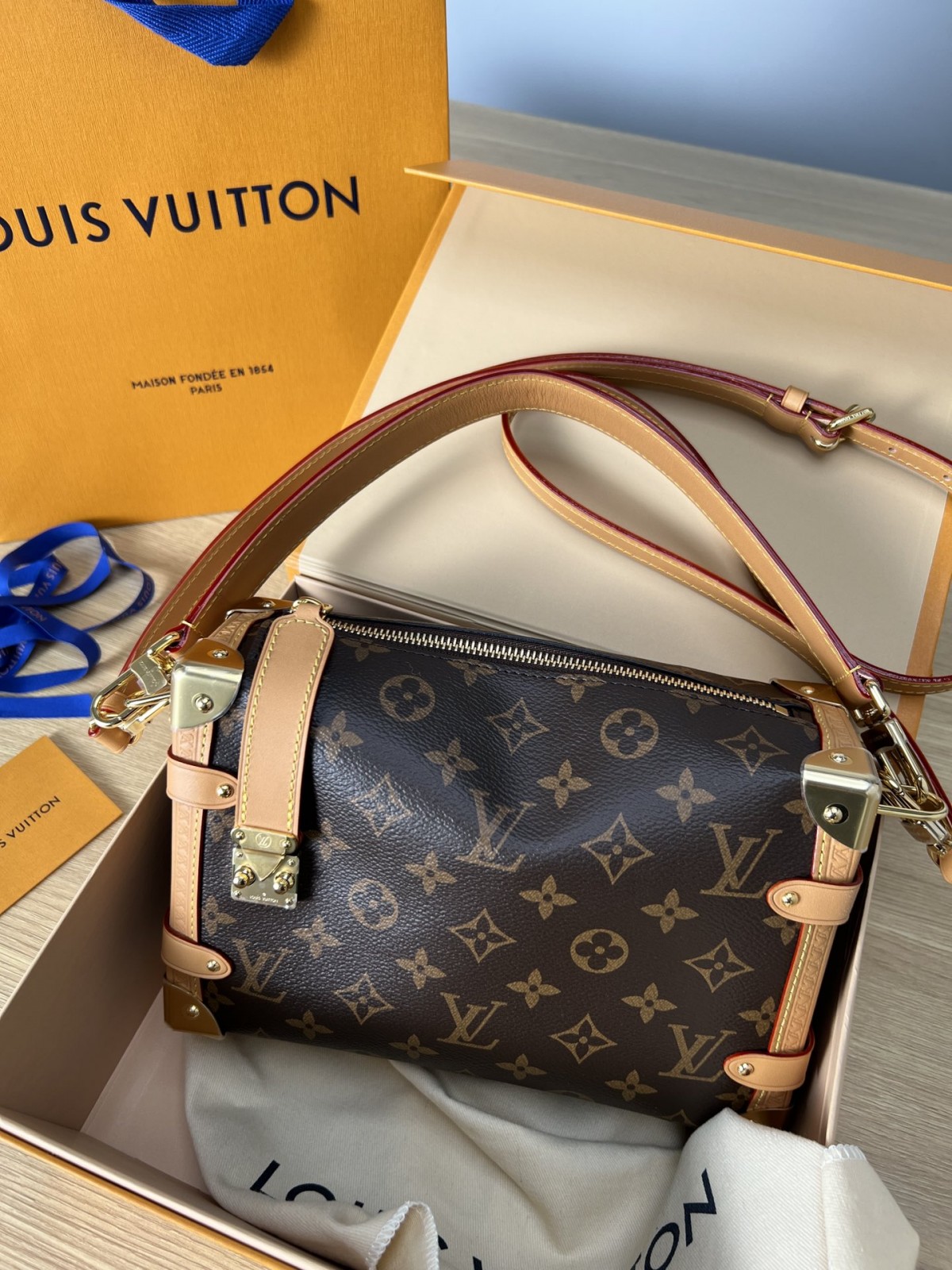 Shebag super replica Louis Vuitton M46358 SIDE TRUNK bag review(2025 May updated)-Best Quality Fake Louis Vuitton Bag Online Store, Replica designer bag ru