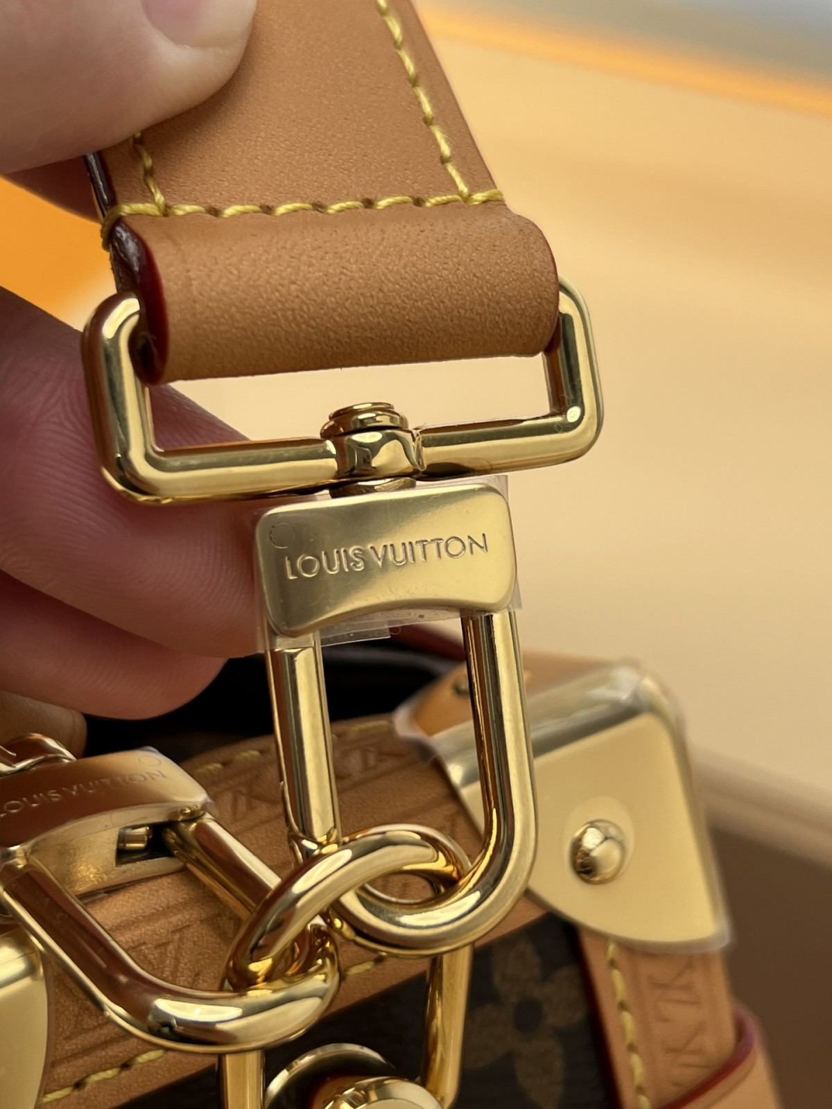 Shebag super replica Louis Vuitton M46358 SIDE TRUNK bag review(2025 May updated)-Best Quality Fake Louis Vuitton Bag Online Store, Replica designer bag ru