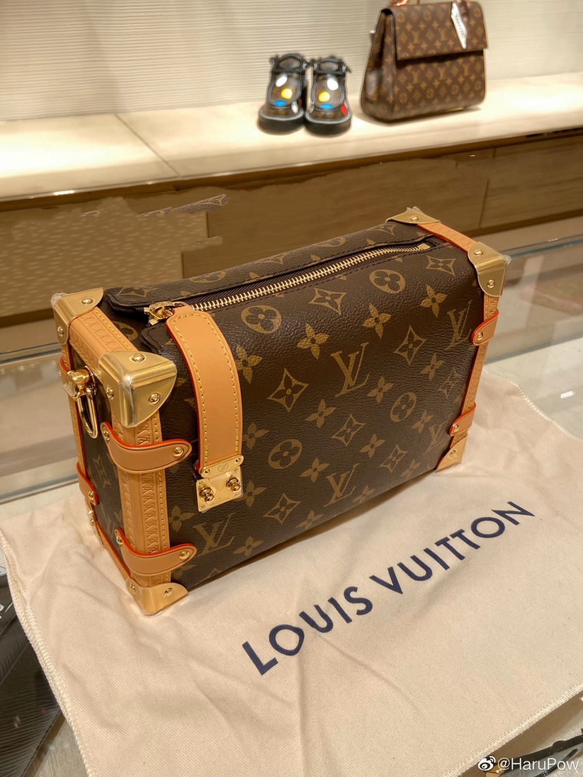 Shebag super replica Louis Vuitton M46358 SIDE TRUNK bag review(2025 May updated)-Best Quality Fake Louis Vuitton Bag Online Store, Replica designer bag ru