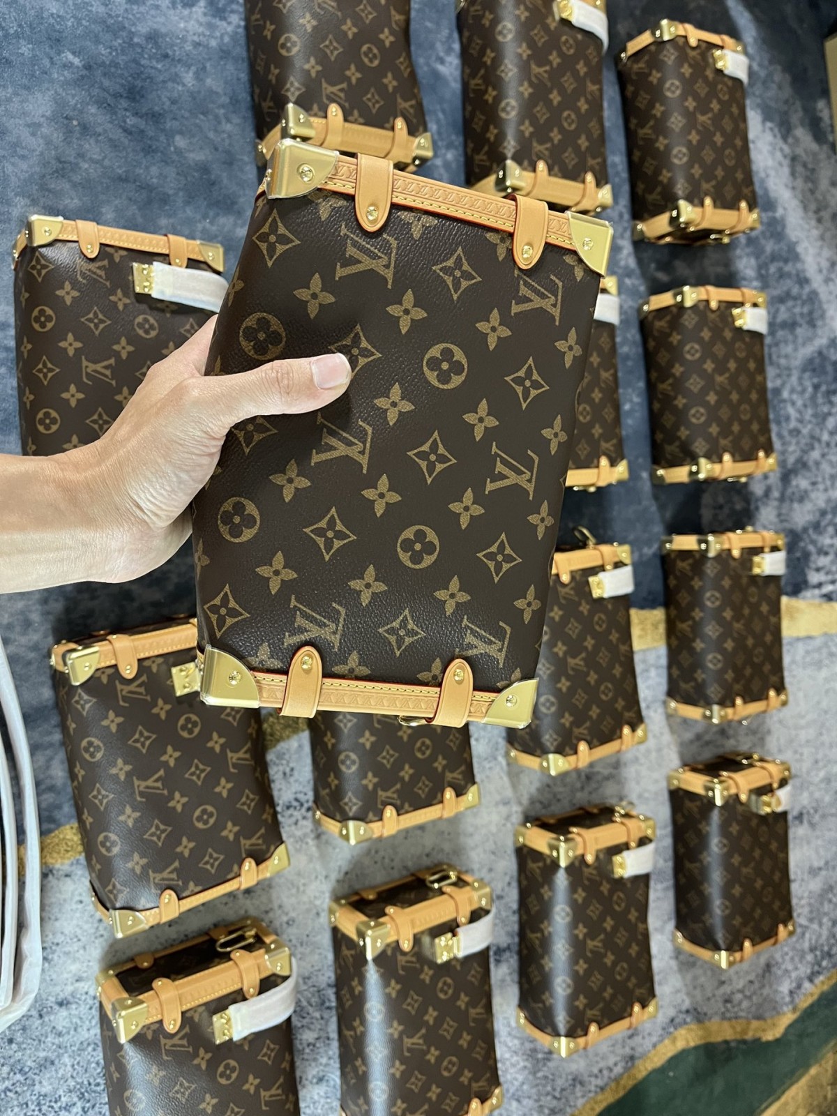 Shebag super replica Louis Vuitton M46358 SIDE TRUNK bag review(2025 May updated)-Best Quality Fake Louis Vuitton Bag Online Store, Replica designer bag ru