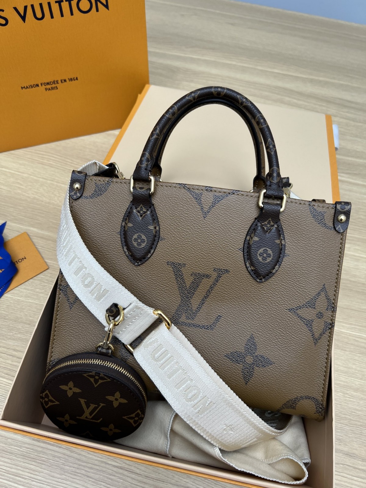 Shebag super replica Louis Vuitton M46373 ONTHEGO Small bag review (2025 May updated)-Best Quality Fake designer Bag Review, Replica designer bag ru