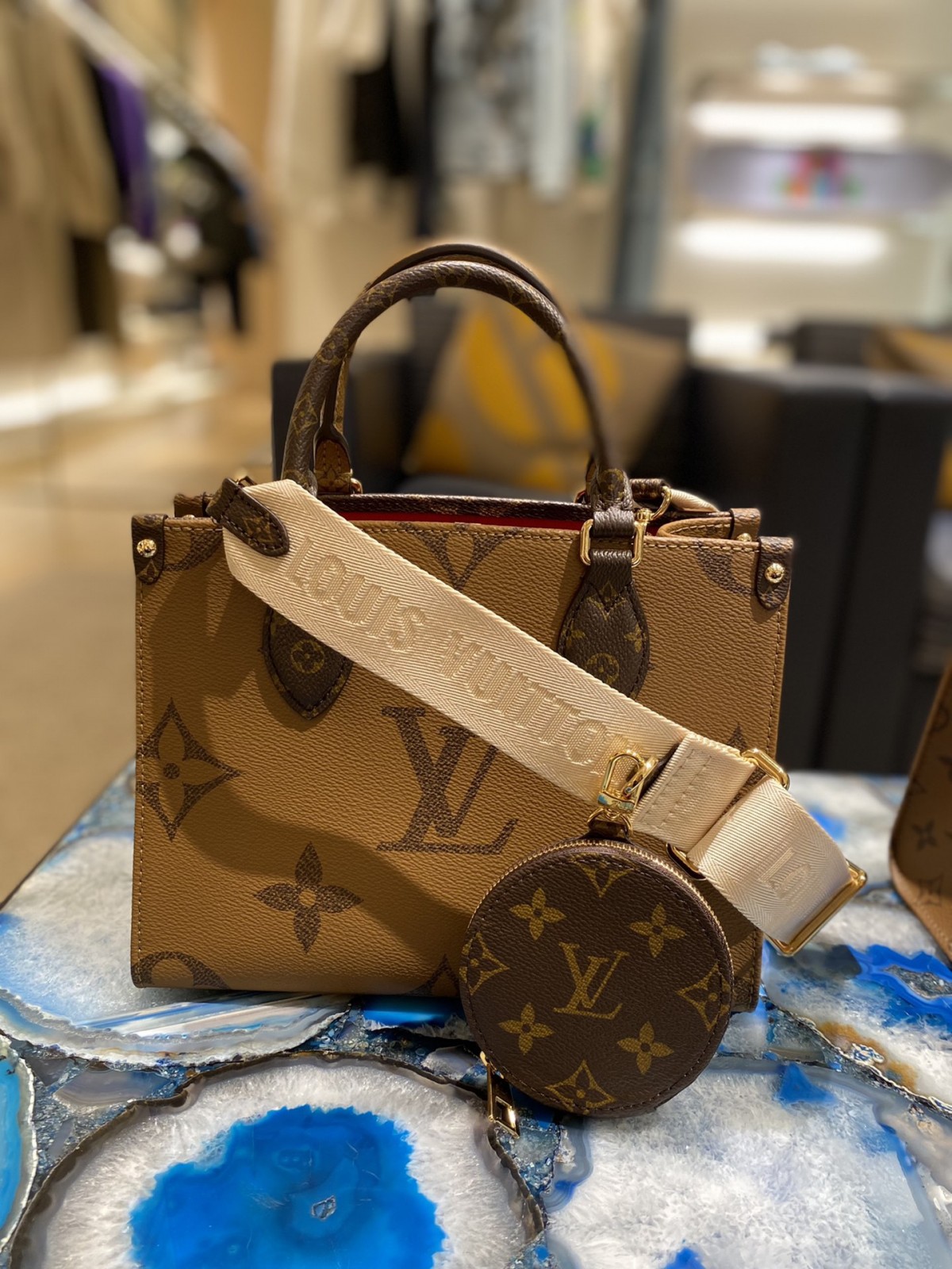 Shebag super replica Louis Vuitton M46373 ONTHEGO Small bag review (2025 May updated)-Best Quality Fake designer Bag Review, Replica designer bag ru