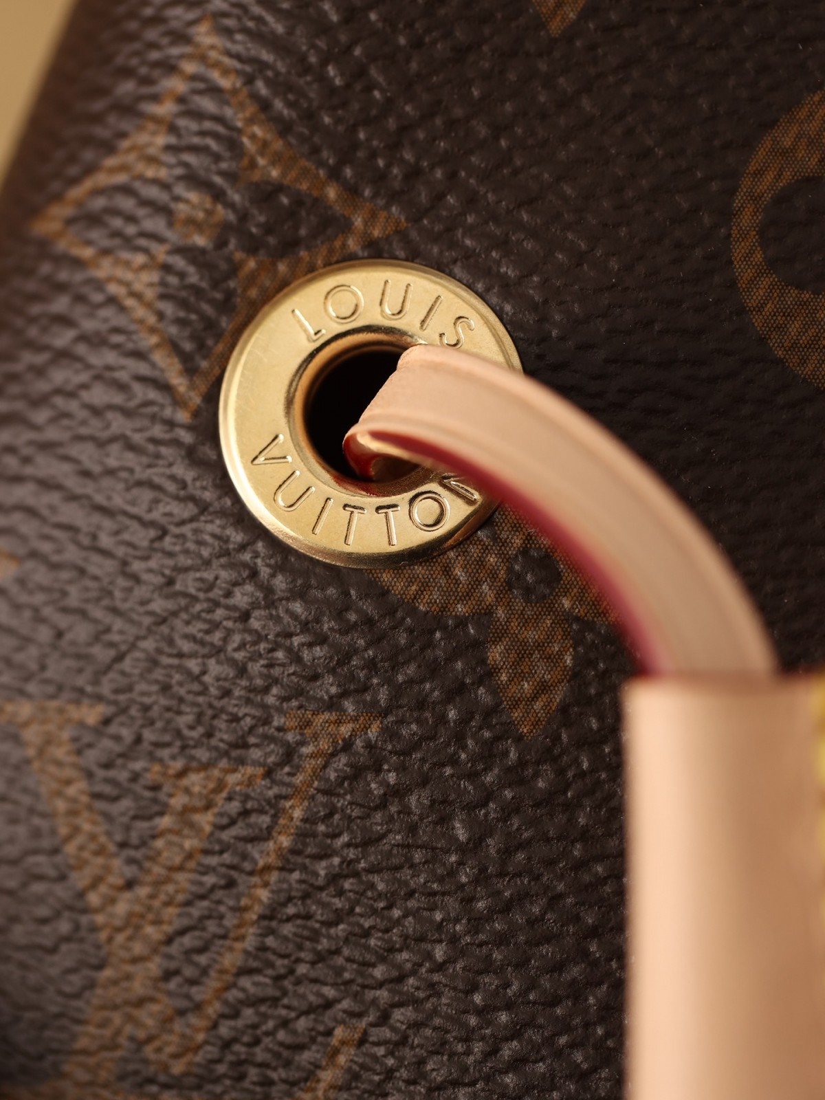 Shebag super replica Louis Vuitton M46581 NÉONOÉ BB bag review(2025 May updated)-Best Quality Fake Louis Vuitton Bag Online Store, Replica designer bag ru