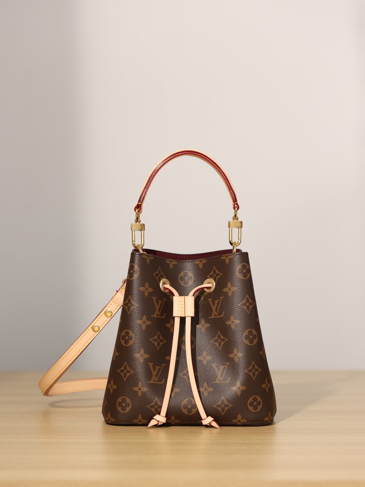 Shebag super replica Louis Vuitton M46581 NÉONOÉ BB bag review(2025 May updated)-Best Quality Fake Louis Vuitton Bag Online Store, Replica designer bag ru
