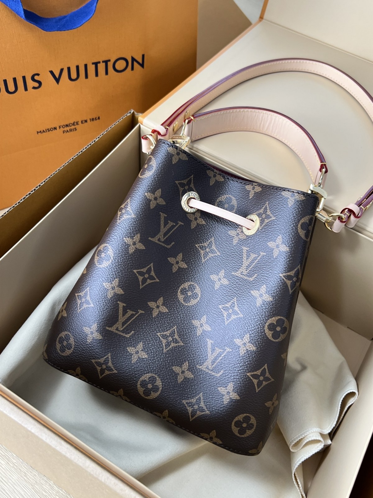 Shebag super replica Louis Vuitton M46581 NÉONOÉ BB bag review(2025 May updated)-Best Quality Fake Louis Vuitton Bag Online Store, Replica designer bag ru