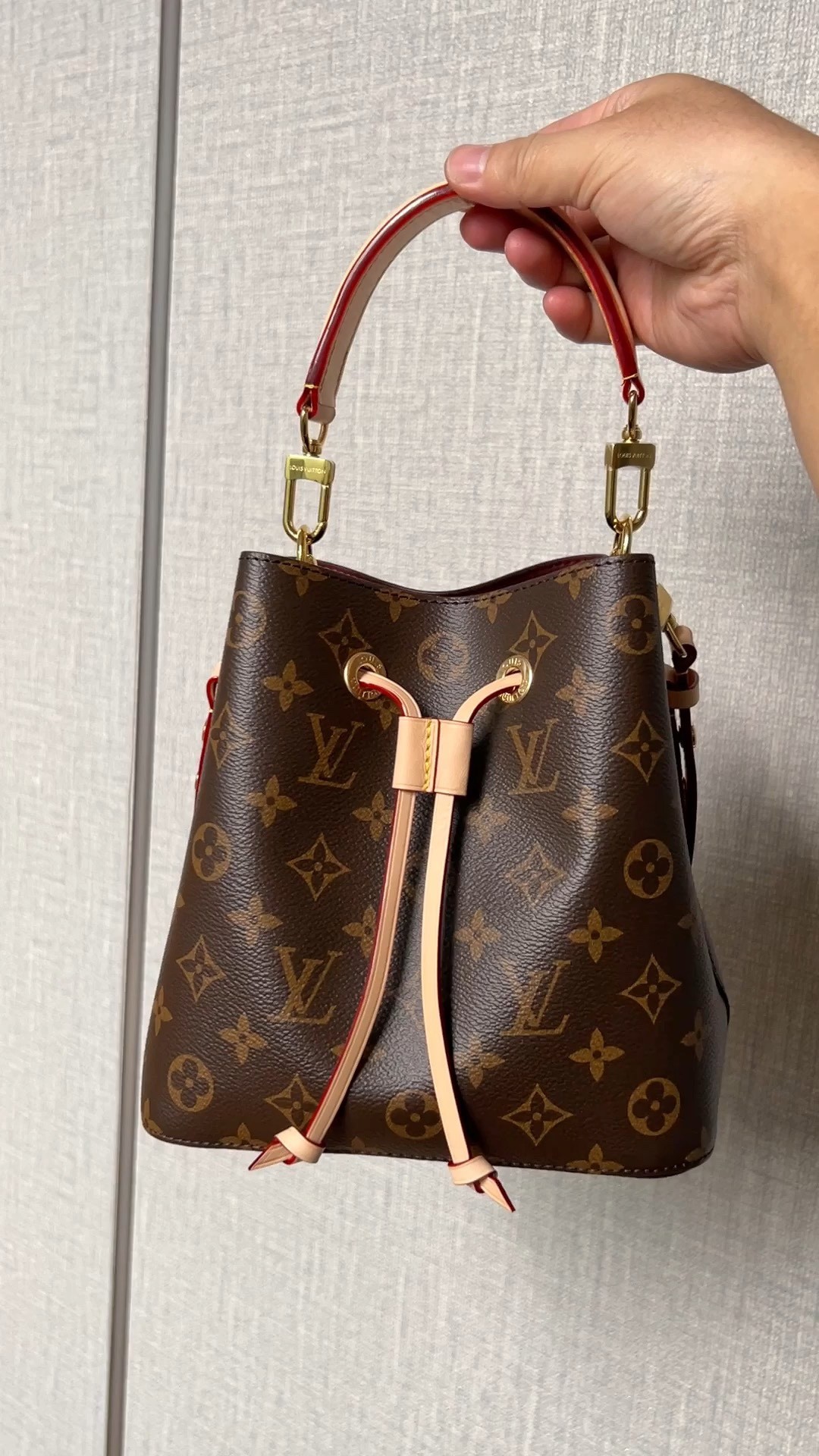 Shebag super replica Louis Vuitton M46581 NÉONOÉ BB bag review(2025 May updated)-Best Quality Fake Louis Vuitton Bag Online Store, Replica designer bag ru