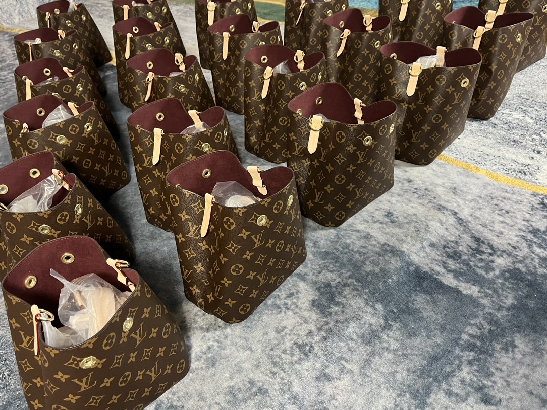 Shebag super replica Louis Vuitton M46581 NÉONOÉ BB bag review(2025 May updated)-Best Quality Fake Louis Vuitton Bag Online Store, Replica designer bag ru