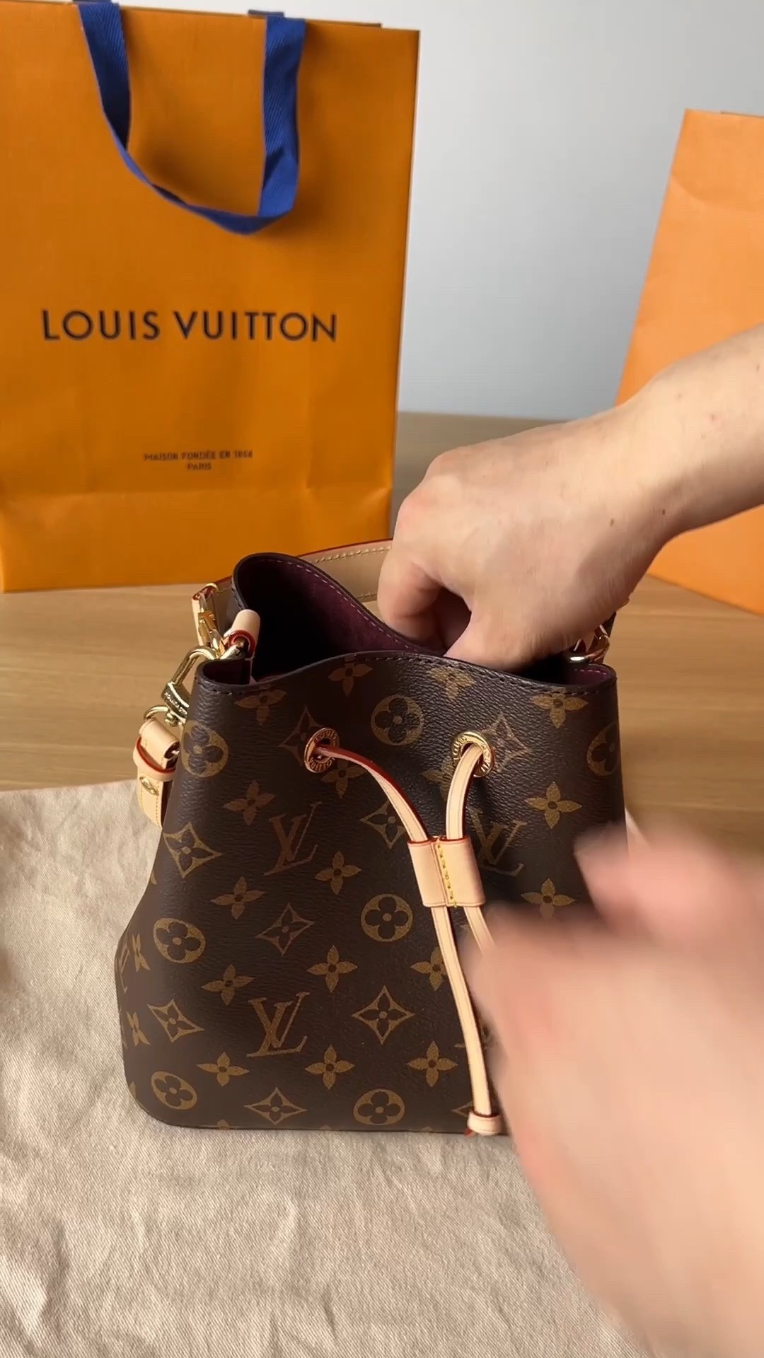 Shebag super replica Louis Vuitton M46581 NÉONOÉ BB bag review(2025 May updated)-Best Quality Fake Louis Vuitton Bag Online Store, Replica designer bag ru