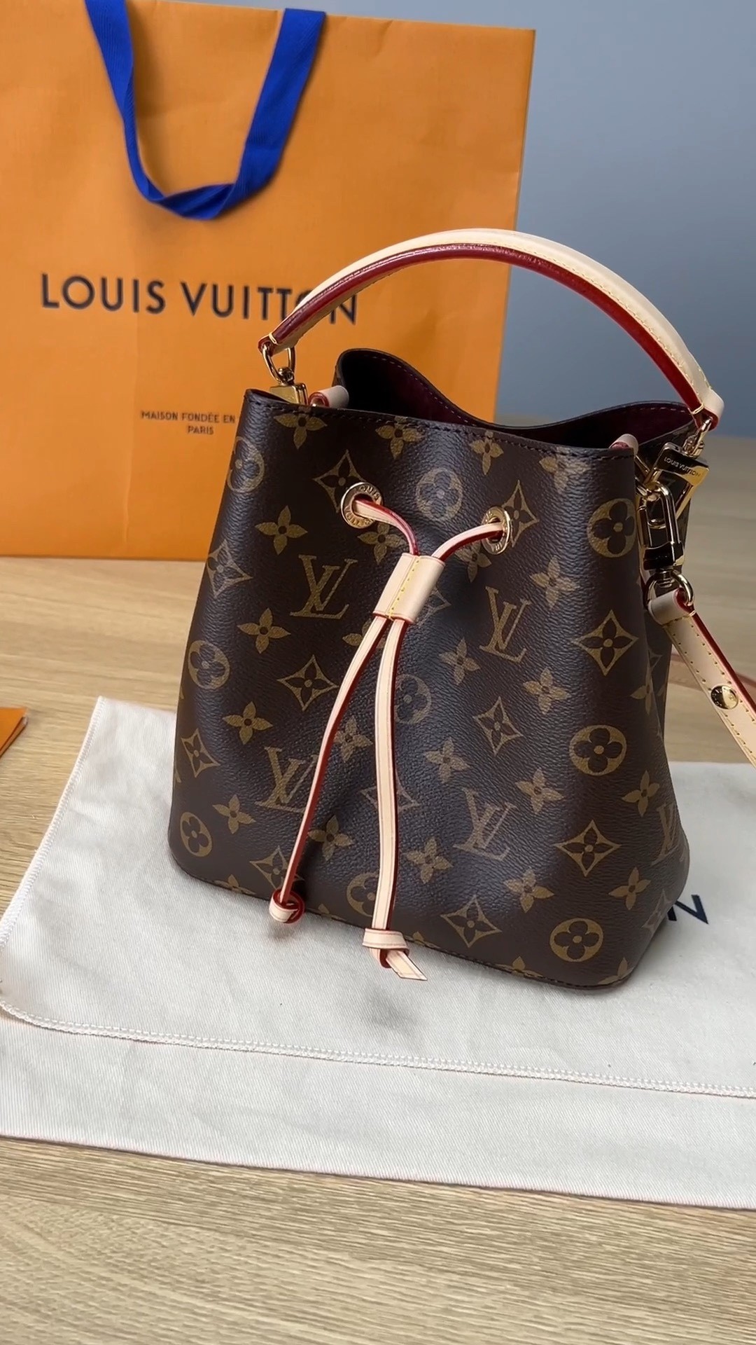 Shebag super replica Louis Vuitton M46581 NÉONOÉ BB bag review(2025 May updated)-Best Quality Fake Louis Vuitton Bag Online Store, Replica designer bag ru