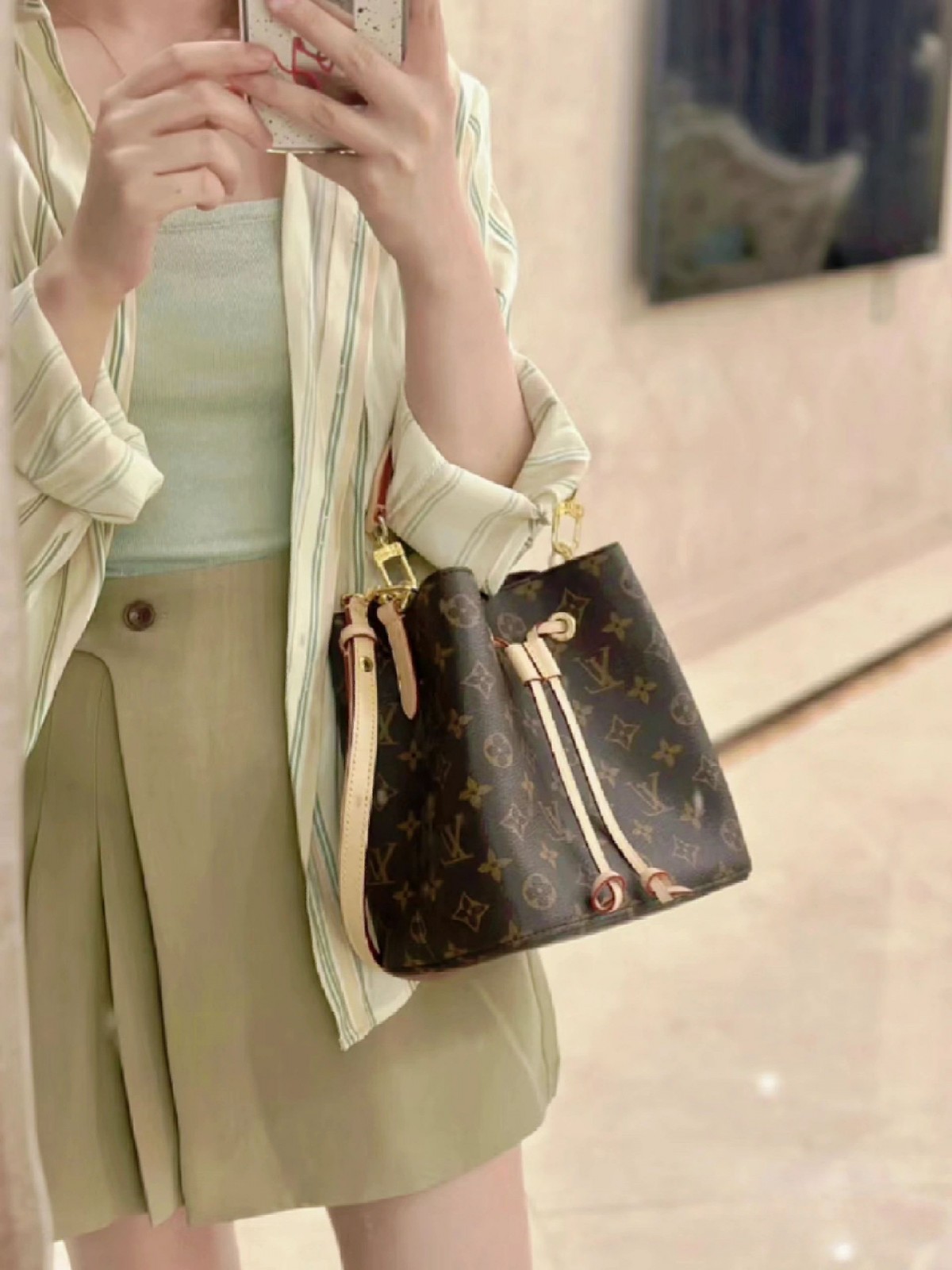 Shebag super replica Louis Vuitton M46581 NÉONOÉ BB bag review(2025 May updated)-Best Quality Fake Louis Vuitton Bag Online Store, Replica designer bag ru