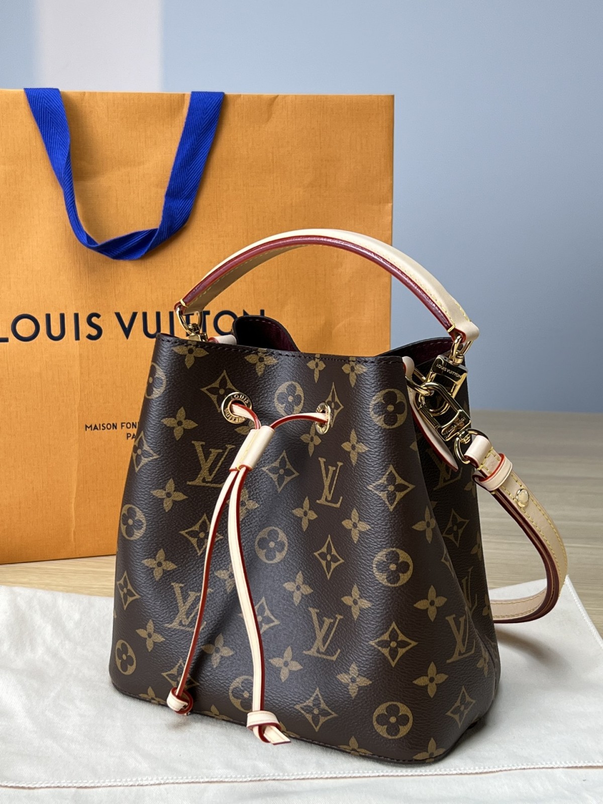 Shebag super replica Louis Vuitton M46581 NÉONOÉ BB bag review(2025 May updated)-Best Quality Fake Louis Vuitton Bag Online Store, Replica designer bag ru