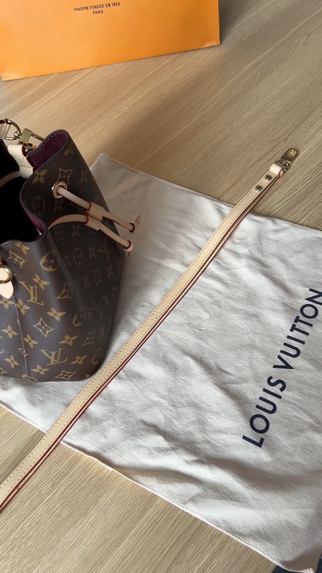Shebag super replica Louis Vuitton M46581 NÉONOÉ BB bag review(2025 May updated)-Best Quality Fake Louis Vuitton Bag Online Store, Replica designer bag ru