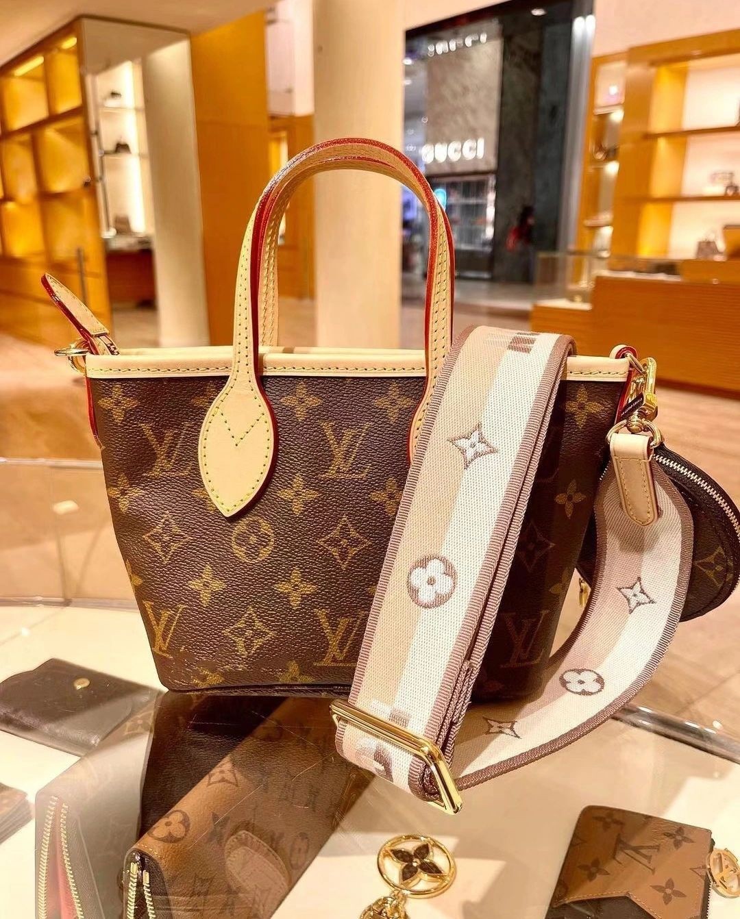Shebag Super replica Louis Vuitton M46705 NEVERFULL BB bag review(2025 May updated)-Botiga en línia de bosses falses de Louis Vuitton de millor qualitat, rèplica de bosses de disseny ru