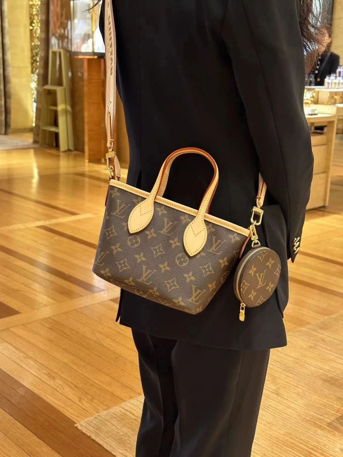 Shebag Super replica Louis Vuitton M46705 NEVERFULL BB bag review(2025 May updated)-Botiga en línia de bosses falses de Louis Vuitton de millor qualitat, rèplica de bosses de disseny ru
