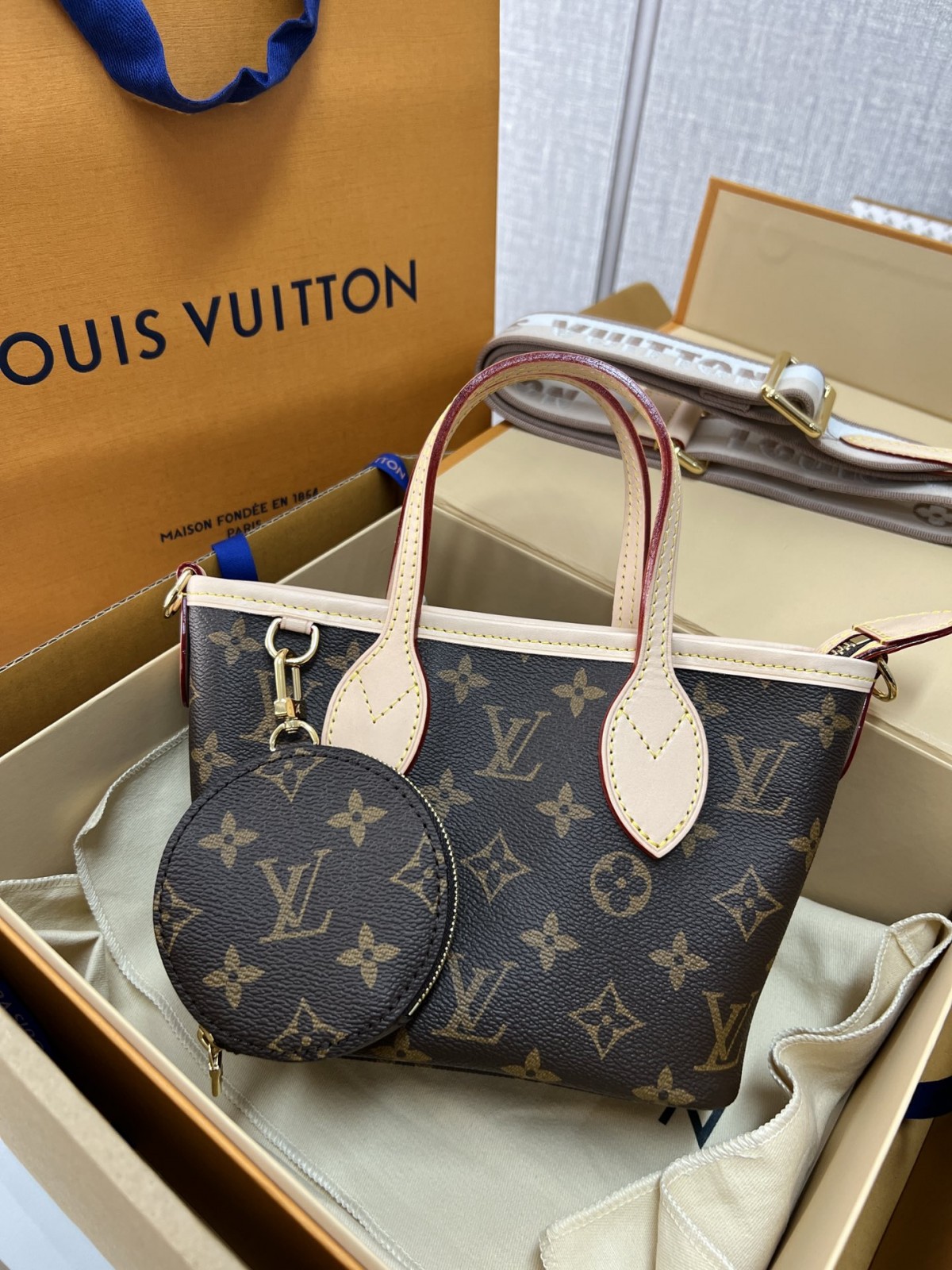Shebag Super replica Louis Vuitton M46705 NEVERFULL BB bag review(2025 May updated)-Botiga en línia de bosses falses de Louis Vuitton de millor qualitat, rèplica de bosses de disseny ru
