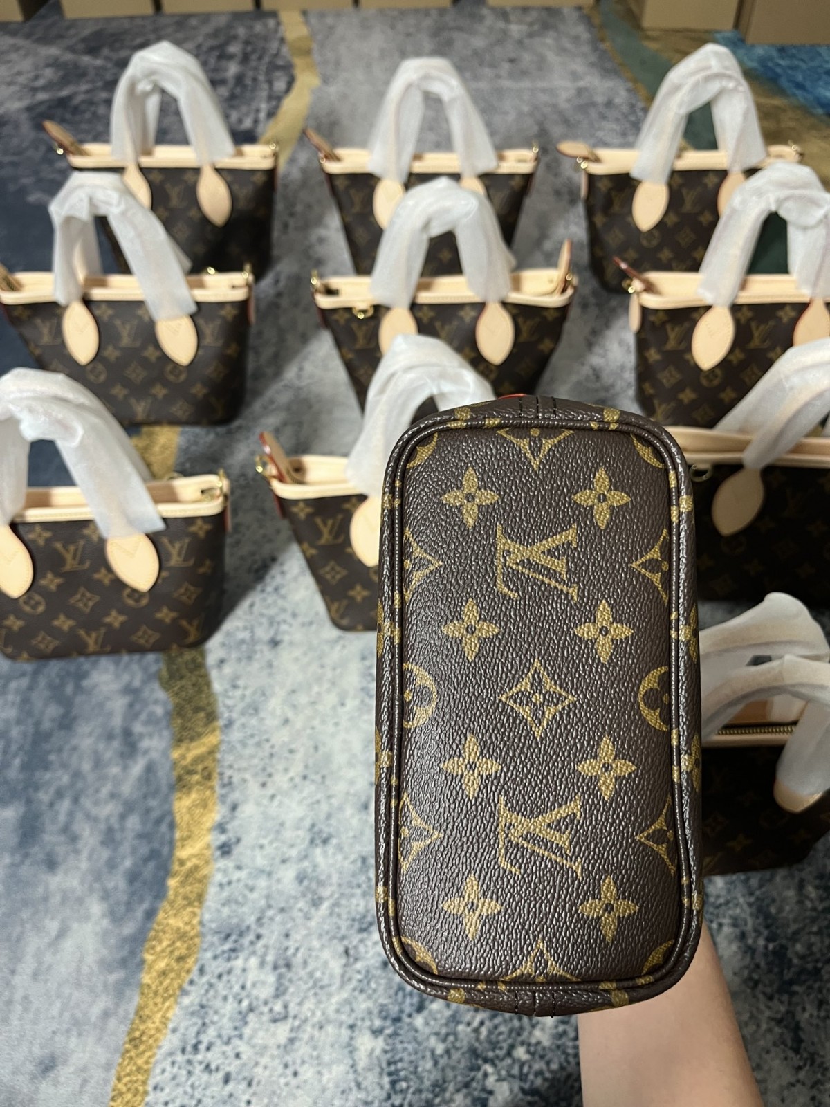 Shebag Super replica Louis Vuitton M46705 NEVERFULL BB bag review(2025 May updated)-Botiga en línia de bosses falses de Louis Vuitton de millor qualitat, rèplica de bosses de disseny ru