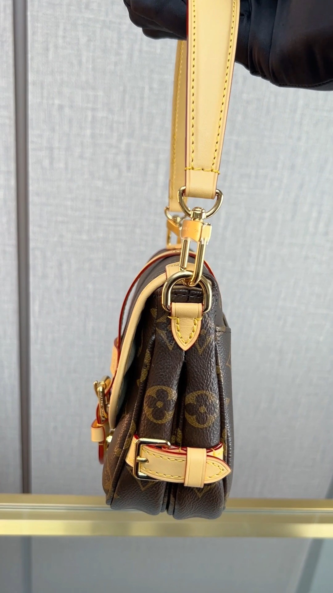 Shebag super replica Louis Vuitton M46740 SAUMUR BB bag review(2025 May udated)-Pangalusna kualitas palsu Louis Vuitton Kantong Toko Online, Replica desainer kantong ru