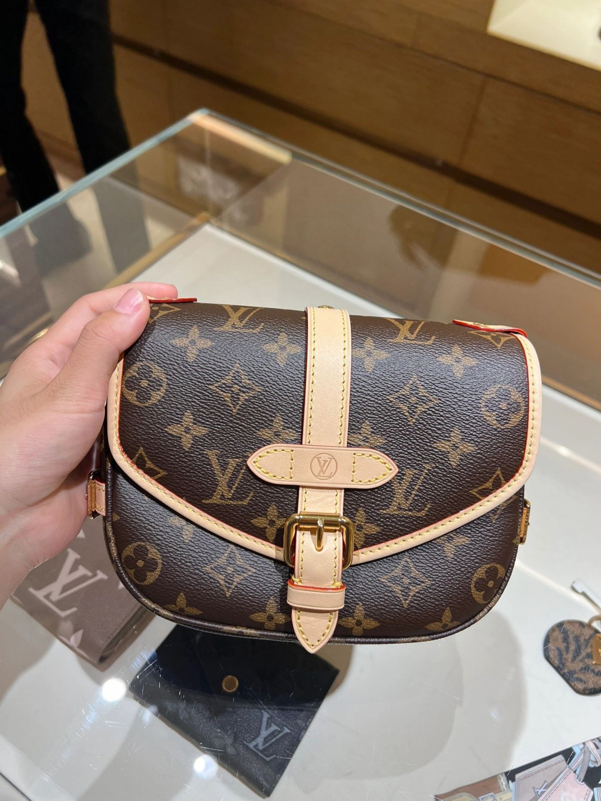 Shebag super replica Louis Vuitton M46740 SAUMUR BB bag review(2025 May udated)-Pangalusna kualitas palsu Louis Vuitton Kantong Toko Online, Replica desainer kantong ru