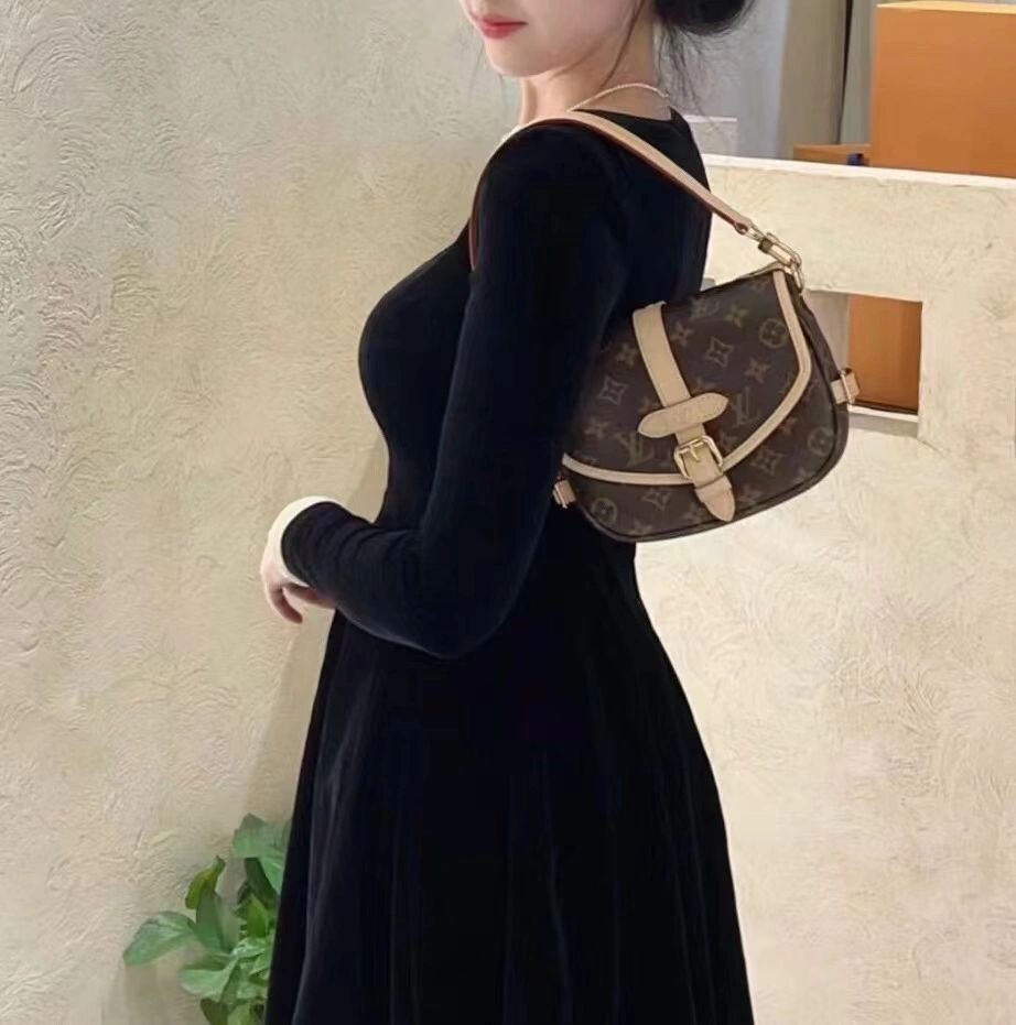 Shebag super replica Louis Vuitton M46740 SAUMUR BB bag review(2025 May udated)-Pangalusna kualitas palsu Louis Vuitton Kantong Toko Online, Replica desainer kantong ru