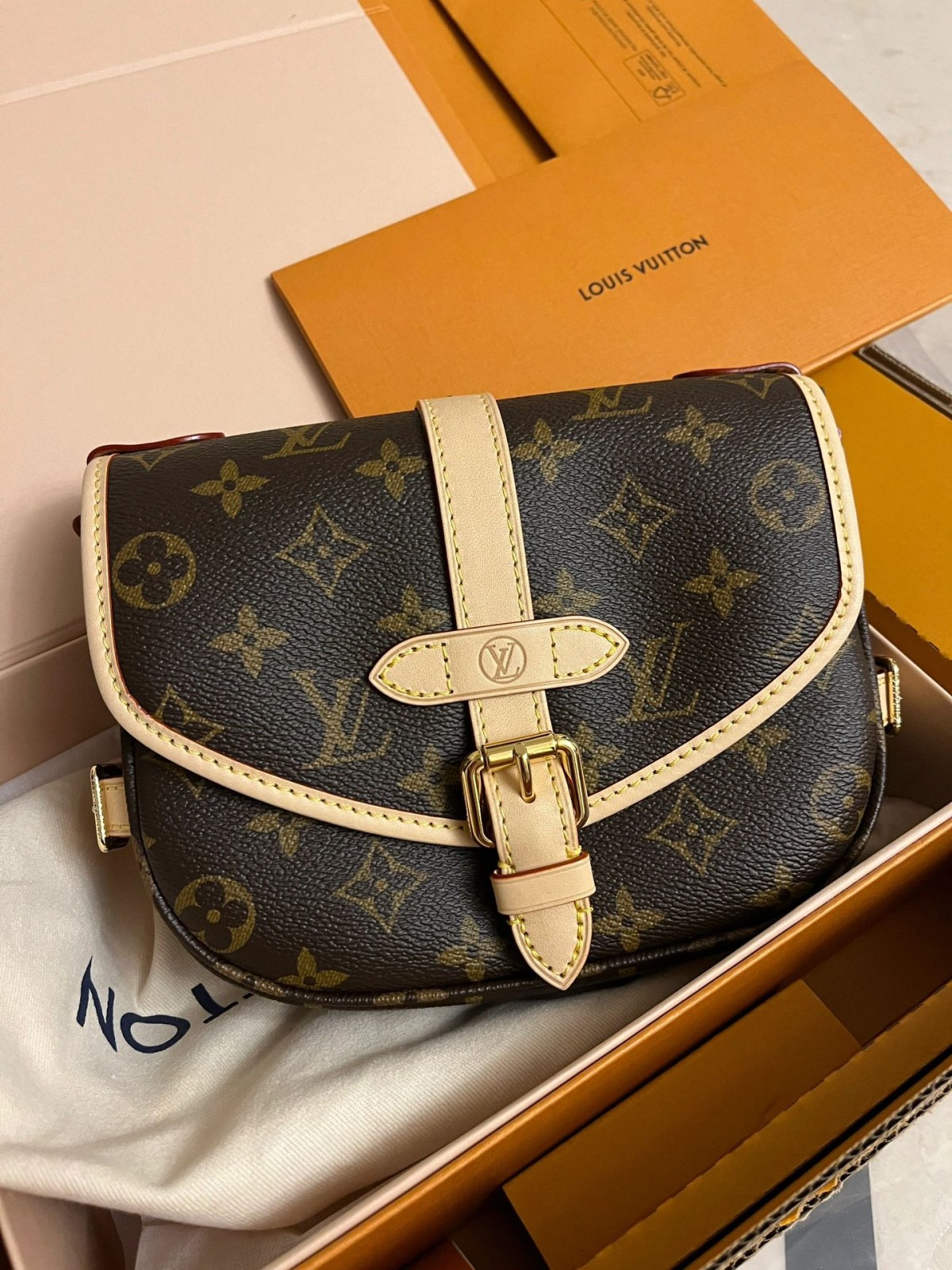 Shebag super replica Louis Vuitton M46740 SAUMUR BB bag review(2025 May udated)-Pangalusna kualitas palsu Louis Vuitton Kantong Toko Online, Replica desainer kantong ru