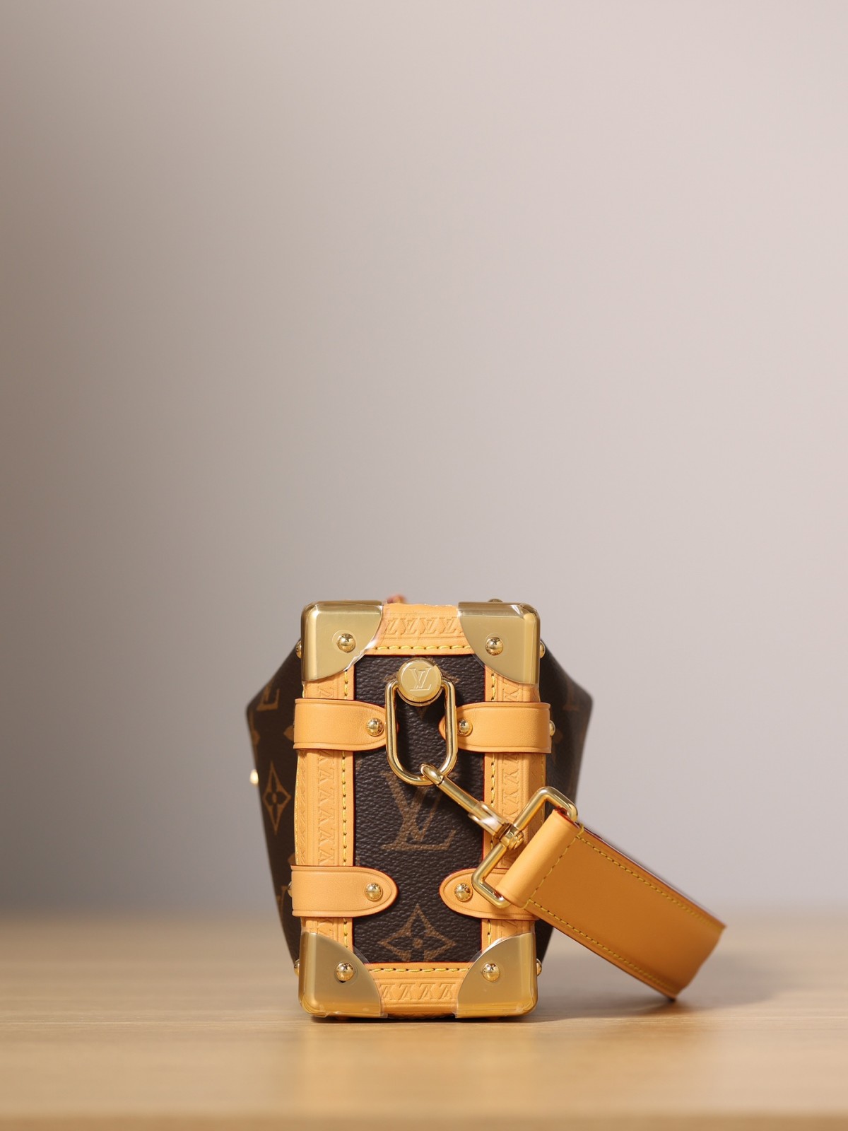 Shebag super replica Louis Vuitton M46815 SIDE TRUNK Small bag review(2025 May updated)-Tienda en línea de bolsos Louis Vuitton falsos de la mejor calidad, réplica de bolsos de diseño ru
