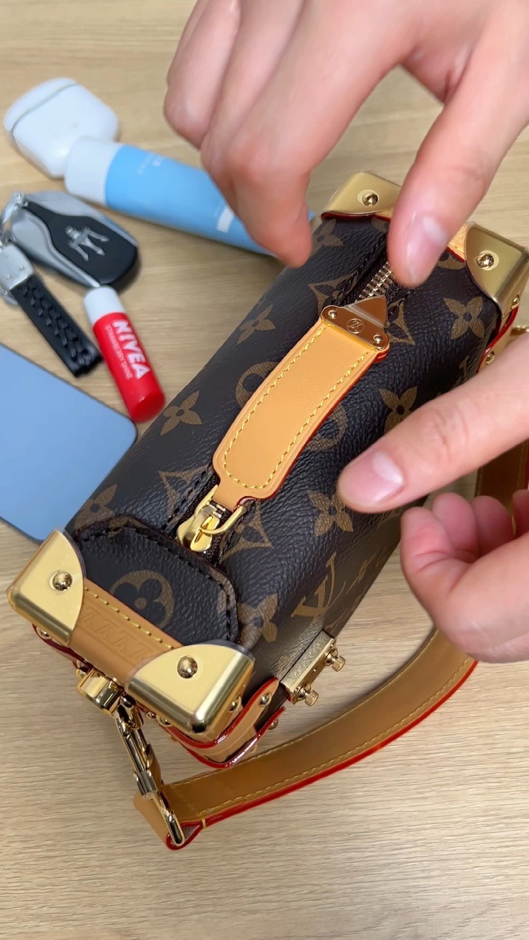 Shebag super replica Louis Vuitton M46815 SIDE TRUNK Small bag review(2025 May updated)-Tienda en línea de bolsos Louis Vuitton falsos de la mejor calidad, réplica de bolsos de diseño ru