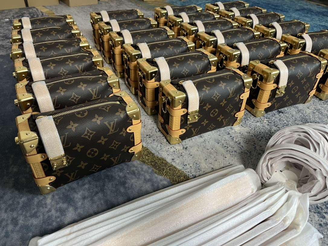 Shebag super replica Louis Vuitton M46815 SIDE TRUNK Small bag review(2025 May updated)-Tienda en línea de bolsos Louis Vuitton falsos de la mejor calidad, réplica de bolsos de diseño ru