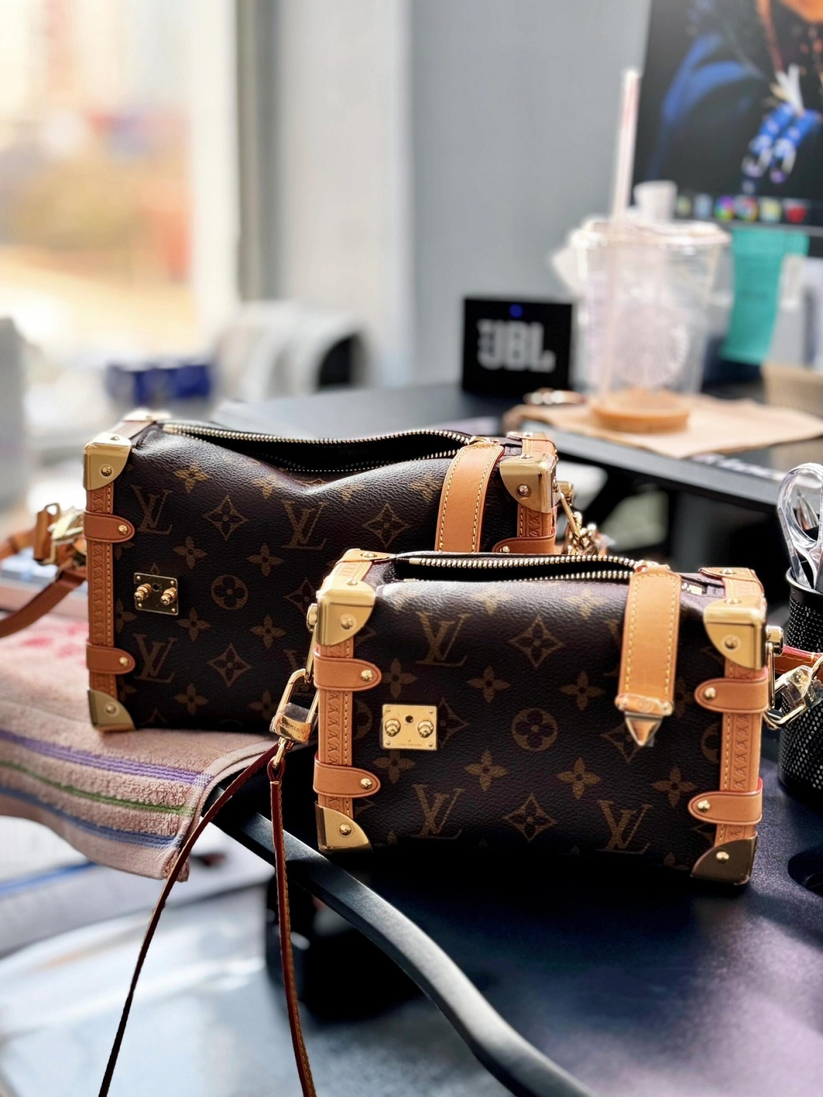 Shebag super replica Louis Vuitton M46815 SIDE TRUNK Small bag review(2025 May updated)-Tienda en línea de bolsos Louis Vuitton falsos de la mejor calidad, réplica de bolsos de diseño ru