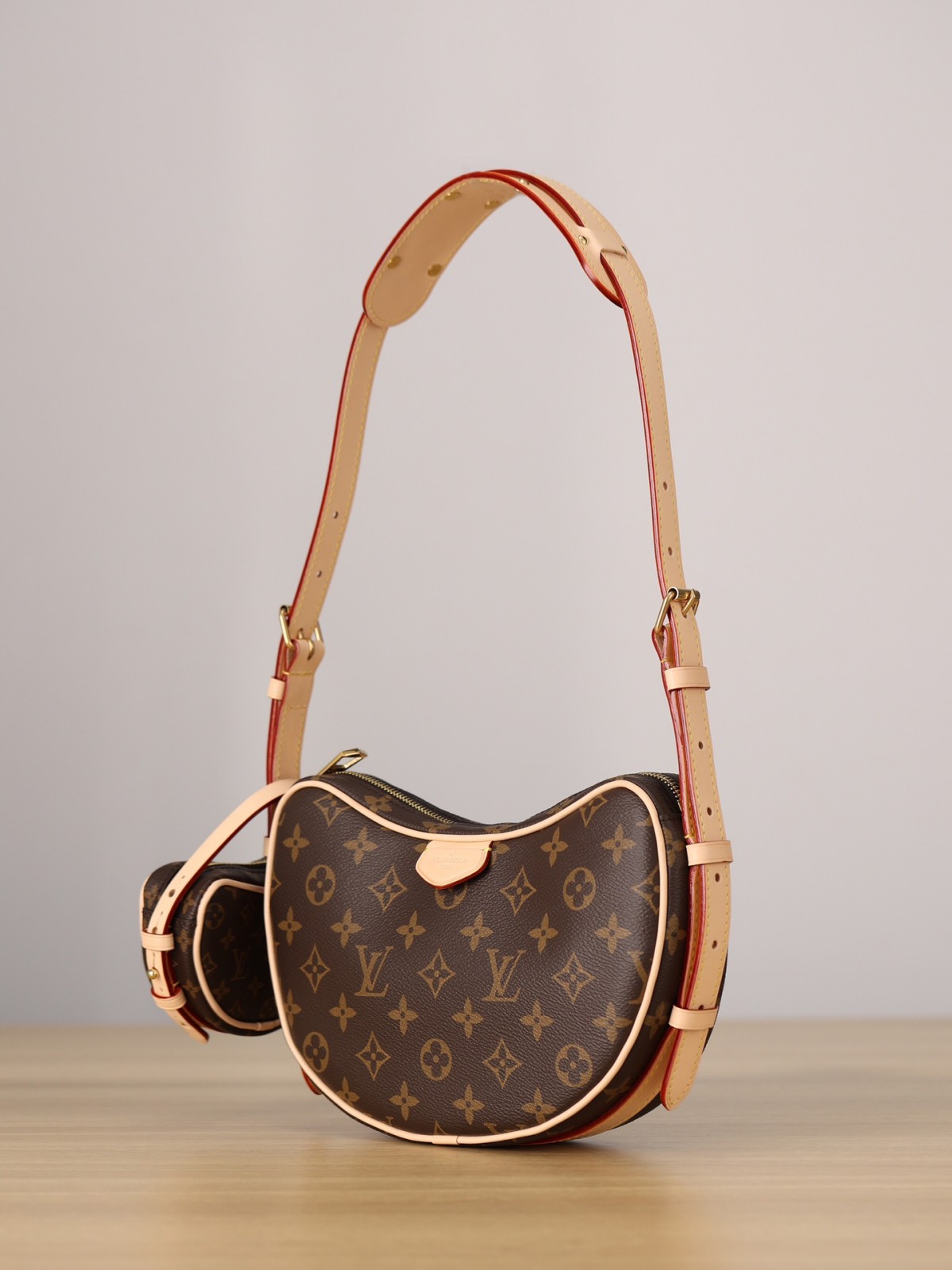 Shebag super replica Louis Vuitton M46828 CROISSANT Medium size bag review(2025 May updated)-ហាងអនឡាញកាបូប Louis Vuitton ក្លែងក្លាយដែលមានគុណភាពល្អបំផុត កាបូបអ្នករចនាម៉ូដចម្លង ru