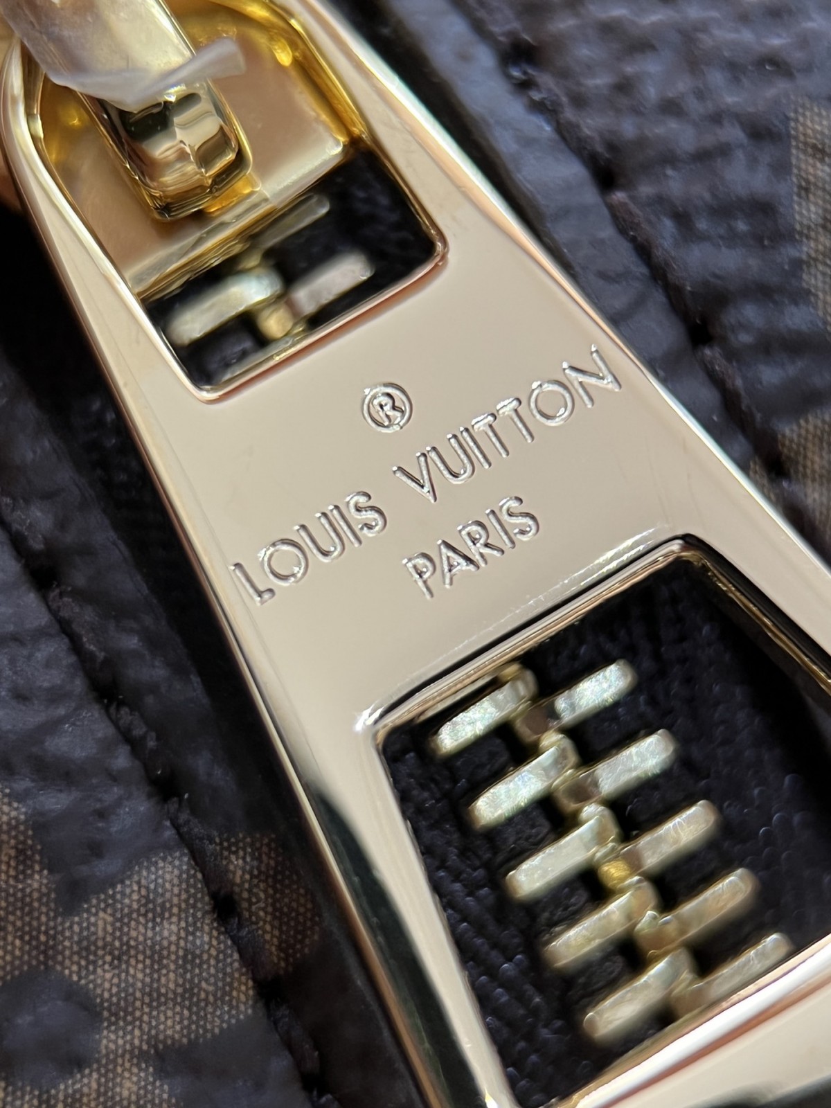 Shebag super replica Louis Vuitton M46828 CROISSANT Medium size bag review(2025 May updated)-ហាងអនឡាញកាបូប Louis Vuitton ក្លែងក្លាយដែលមានគុណភាពល្អបំផុត កាបូបអ្នករចនាម៉ូដចម្លង ru