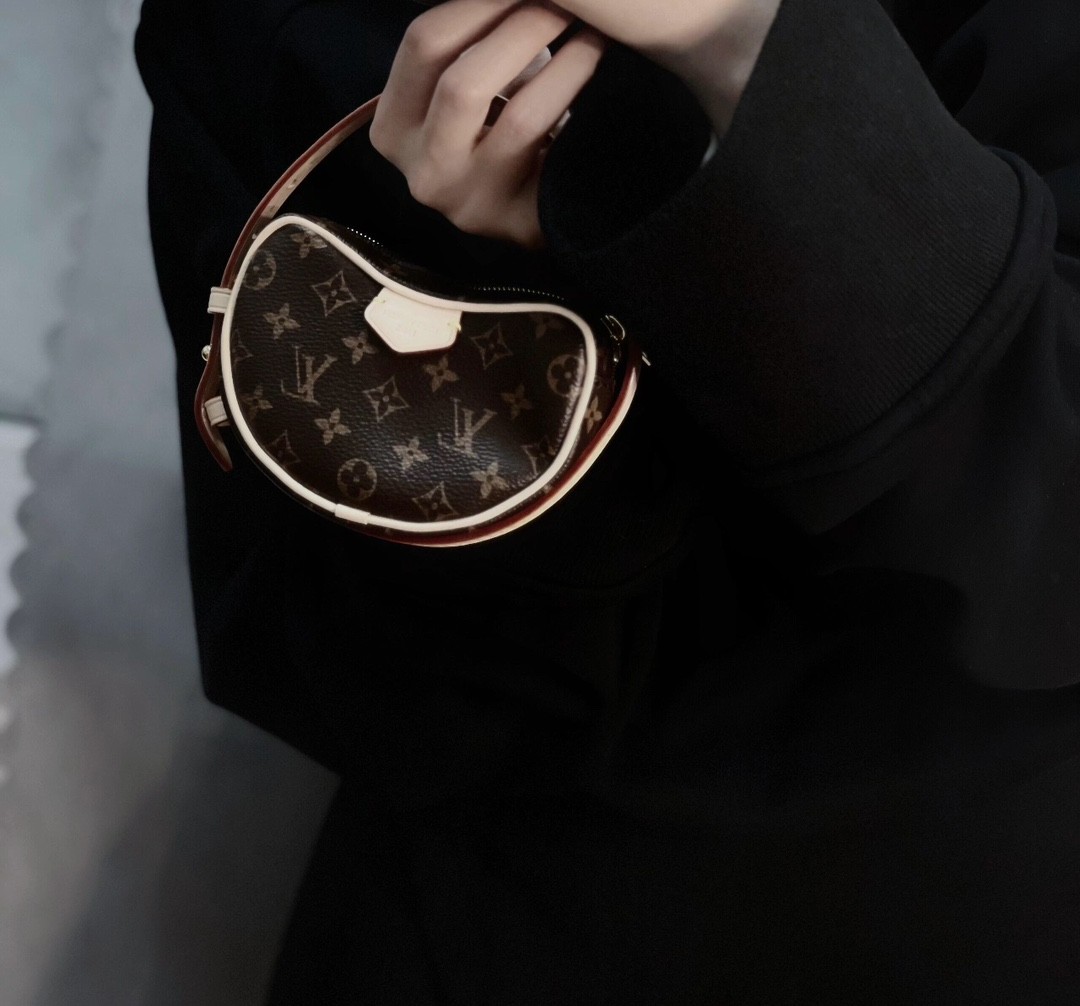 Shebag super replica Louis Vuitton M46828 CROISSANT Medium size bag review(2025 May updated)-ហាងអនឡាញកាបូប Louis Vuitton ក្លែងក្លាយដែលមានគុណភាពល្អបំផុត កាបូបអ្នករចនាម៉ូដចម្លង ru