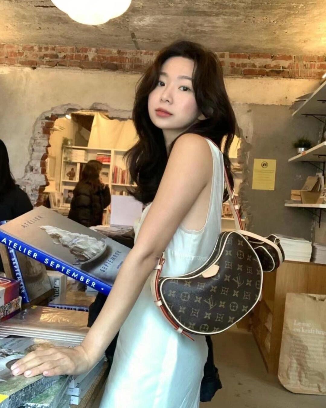 Shebag super replica Louis Vuitton M46828 CROISSANT Medium size bag review(2025 May updated)-ហាងអនឡាញកាបូប Louis Vuitton ក្លែងក្លាយដែលមានគុណភាពល្អបំផុត កាបូបអ្នករចនាម៉ូដចម្លង ru