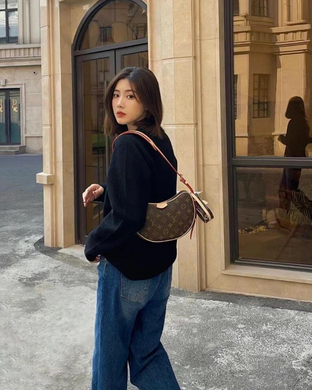 Shebag super replica Louis Vuitton M46828 CROISSANT Medium size bag review(2025 May updated)-ហាងអនឡាញកាបូប Louis Vuitton ក្លែងក្លាយដែលមានគុណភាពល្អបំផុត កាបូបអ្នករចនាម៉ូដចម្លង ru