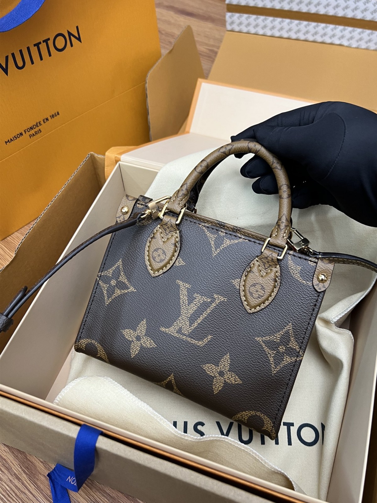 Shebag Super replica Louis Vuitton M46839 ONTHEGO BB bag review (2025 May updated)-Najlepsza jakość fałszywych torebek Louis Vuitton Sklep internetowy, projektant repliki torebki ru