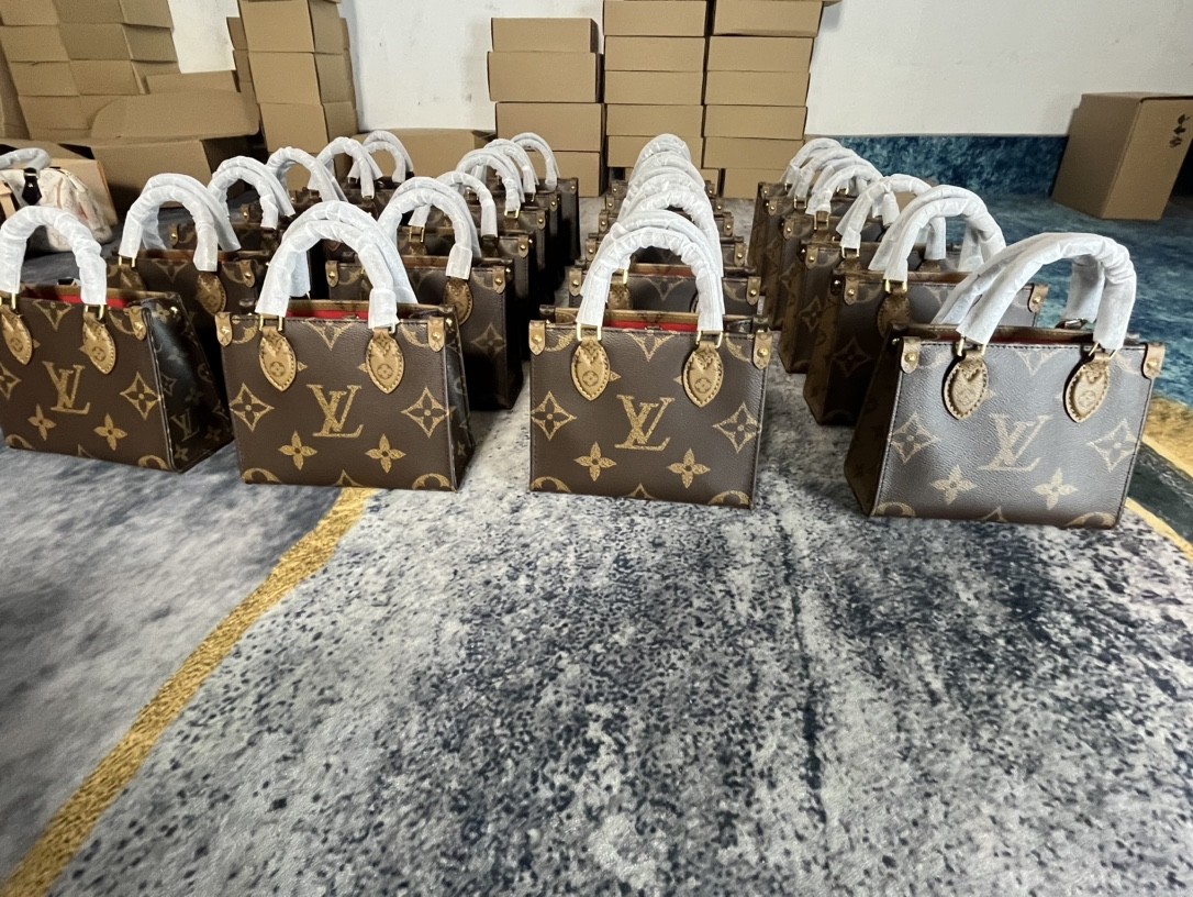 Shebag Super replica Louis Vuitton M46839 ONTHEGO BB bag review (2025 May updated)-Najlepsza jakość fałszywych torebek Louis Vuitton Sklep internetowy, projektant repliki torebki ru