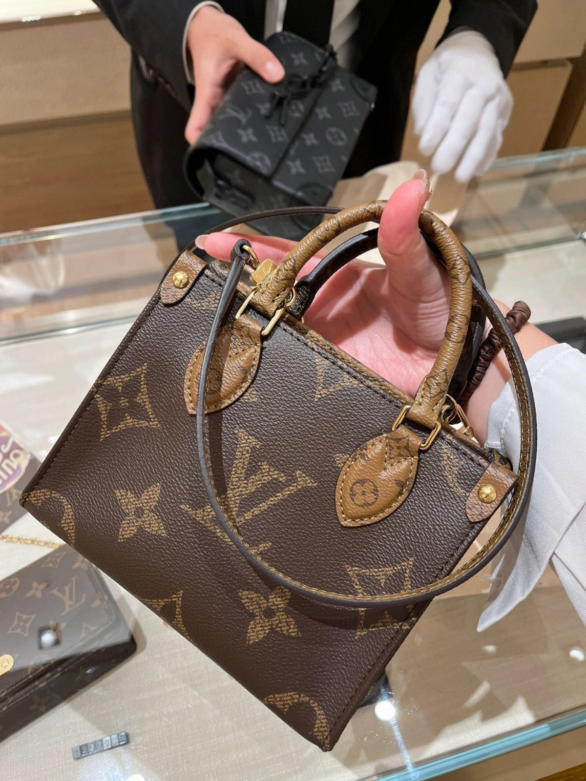 Shebag Super replica Louis Vuitton M46839 ONTHEGO BB bag review (2025 May updated)-Najlepsza jakość fałszywych torebek Louis Vuitton Sklep internetowy, projektant repliki torebki ru