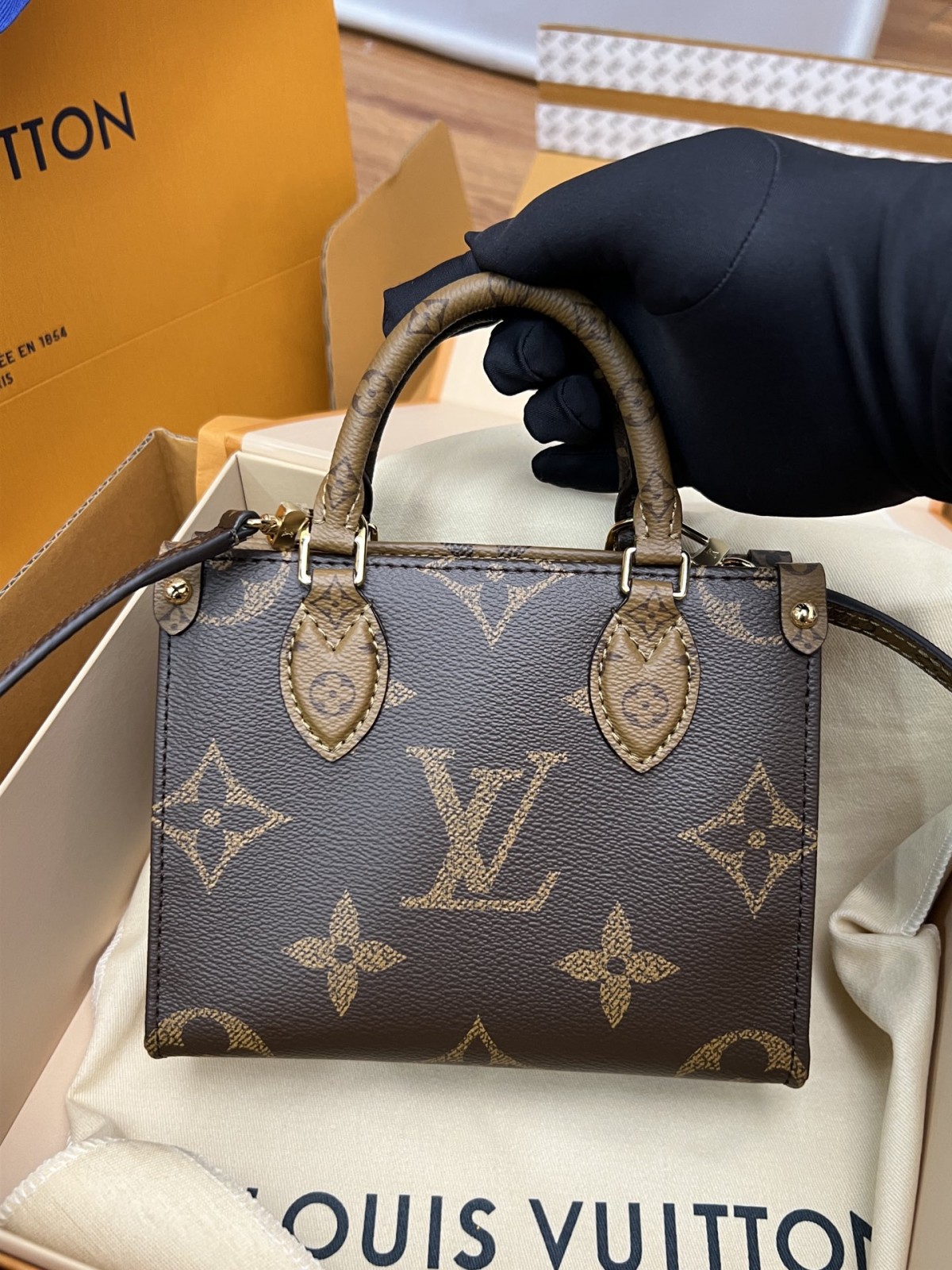 Shebag Super replica Louis Vuitton M46839 ONTHEGO BB bag review (2025 May updated)-Najlepsza jakość fałszywych torebek Louis Vuitton Sklep internetowy, projektant repliki torebki ru