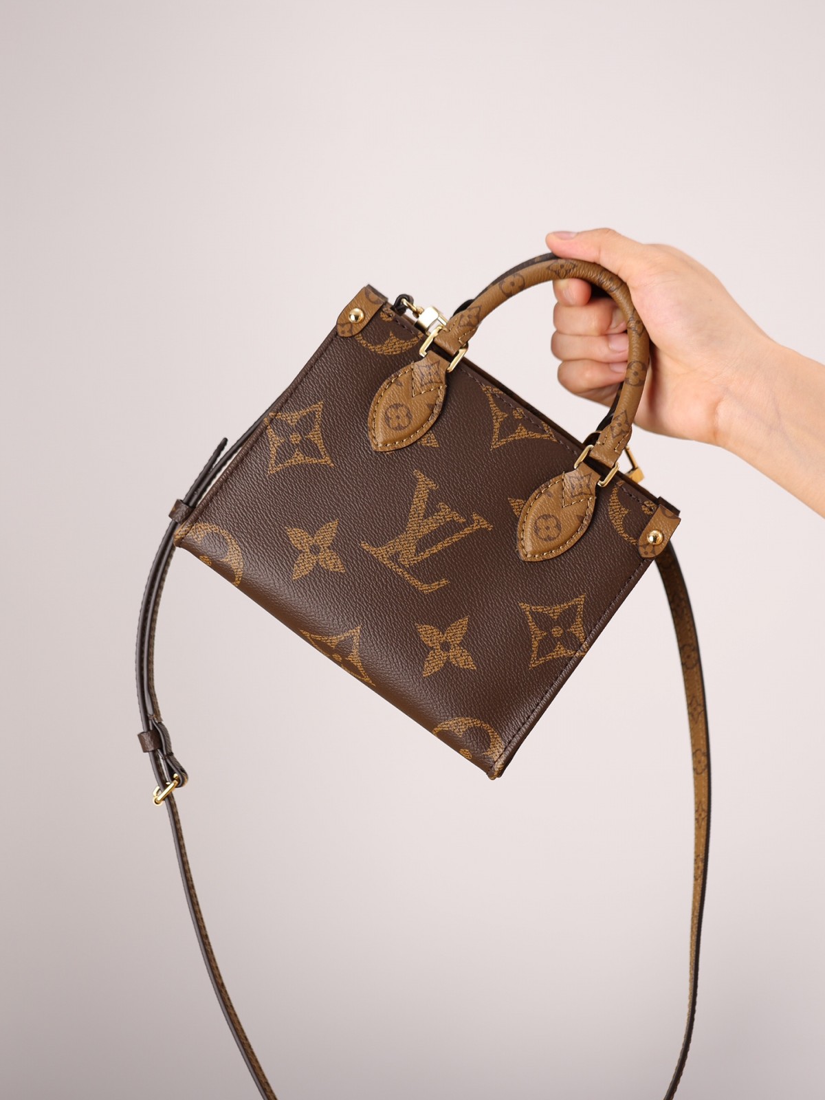 Shebag Super replica Louis Vuitton M46839 ONTHEGO BB bag review (2025 May updated)-Najlepsza jakość fałszywych torebek Louis Vuitton Sklep internetowy, projektant repliki torebki ru