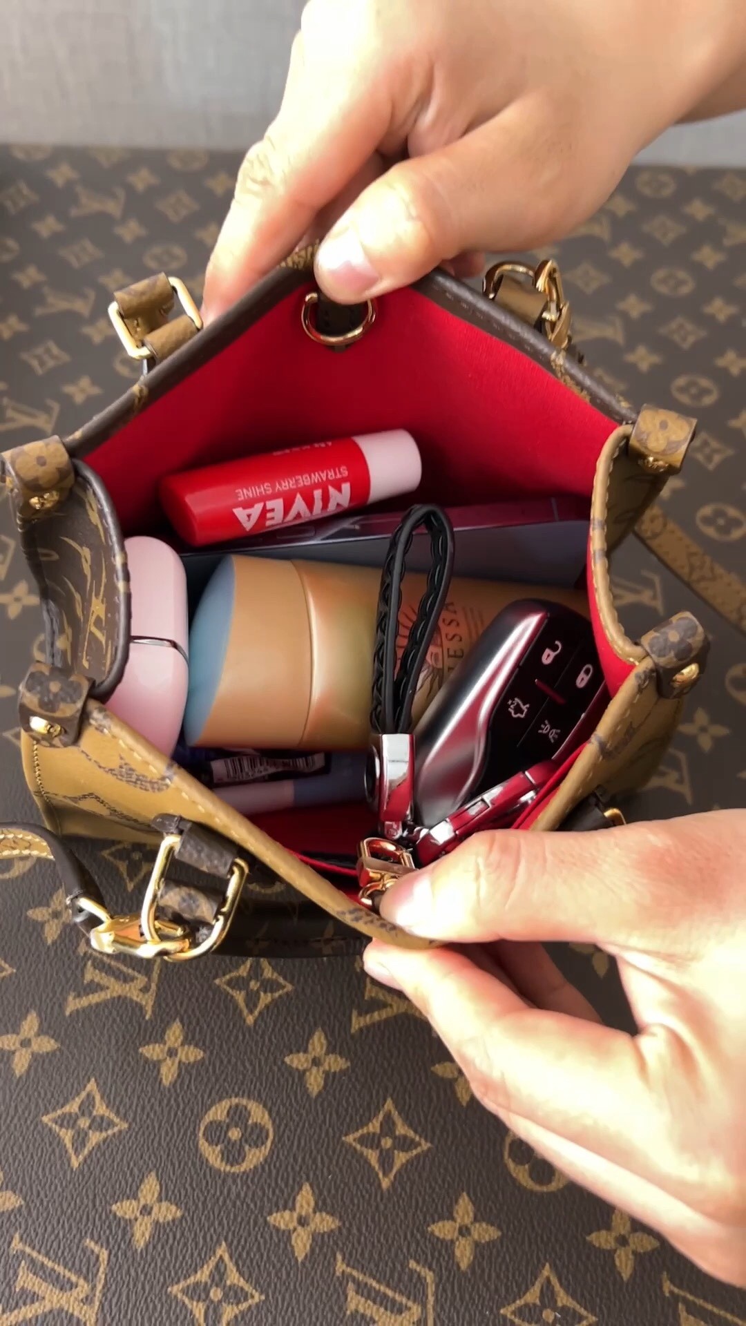 Shebag Super replica Louis Vuitton M46839 ONTHEGO BB bag review (2025 May updated)-Najlepsza jakość fałszywych torebek Louis Vuitton Sklep internetowy, projektant repliki torebki ru