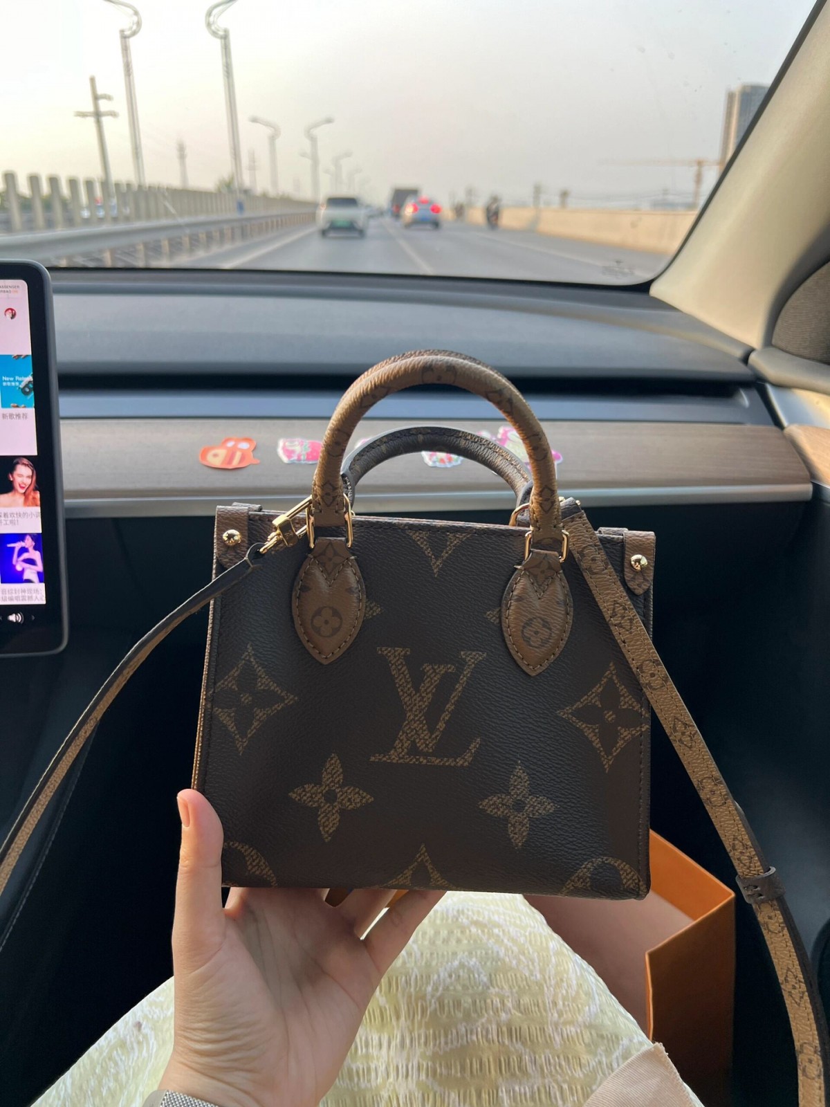 Shebag Super replica Louis Vuitton M46839 ONTHEGO BB bag review (2025 May updated)-Najlepsza jakość fałszywych torebek Louis Vuitton Sklep internetowy, projektant repliki torebki ru