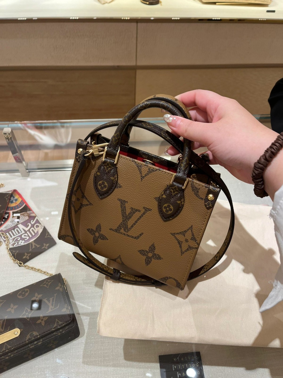 Shebag Super replica Louis Vuitton M46839 ONTHEGO BB bag review (2025 May updated)-Najlepsza jakość fałszywych torebek Louis Vuitton Sklep internetowy, projektant repliki torebki ru