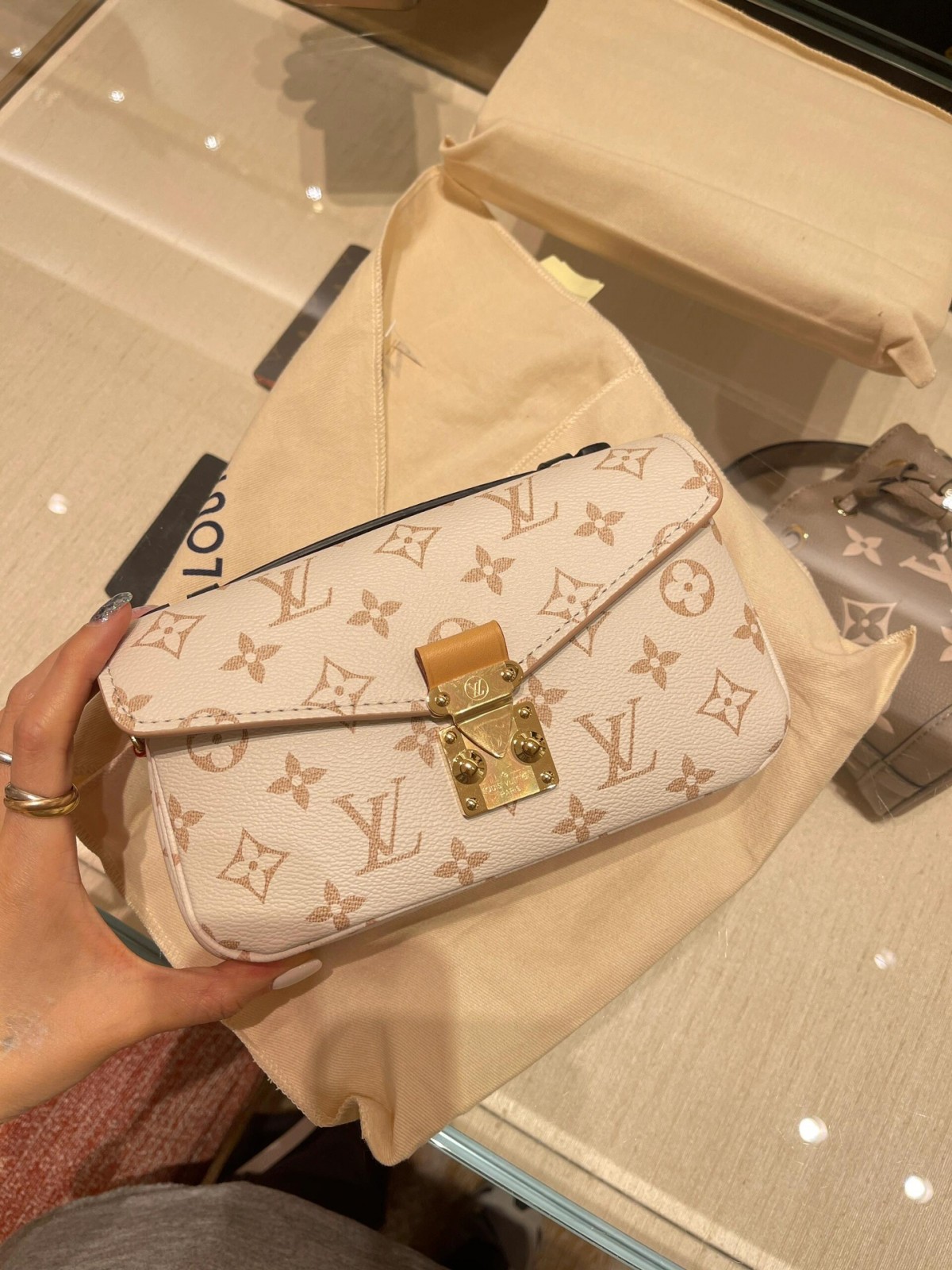 Shebag Super replica Louis Vuitton M46914 Metis in Dune bag review (2025 May updated)-সেরা মানের নকল লুই ভিটন ব্যাগ অনলাইন স্টোর, রেপ্লিকা ডিজাইনার ব্যাগ ru